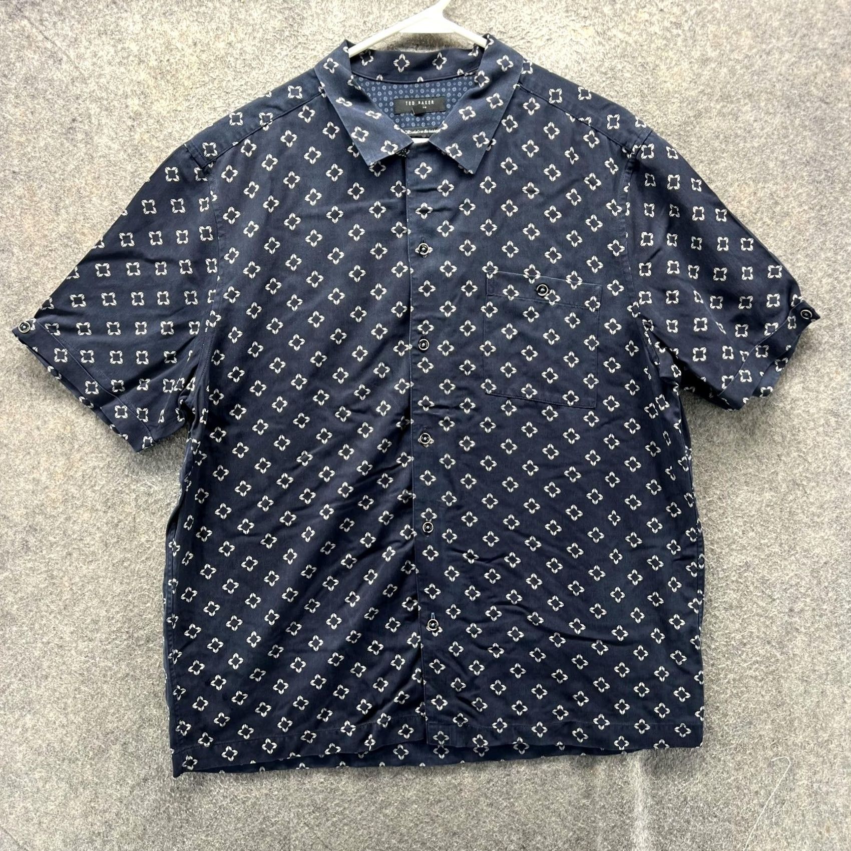 Ted Baker Ted Baker Shirt Mens XL Blue Geometric Short Sleeve Button Front Casual Top 5 Size US S / EU 44-46 / 1 - 2 Thumbnail