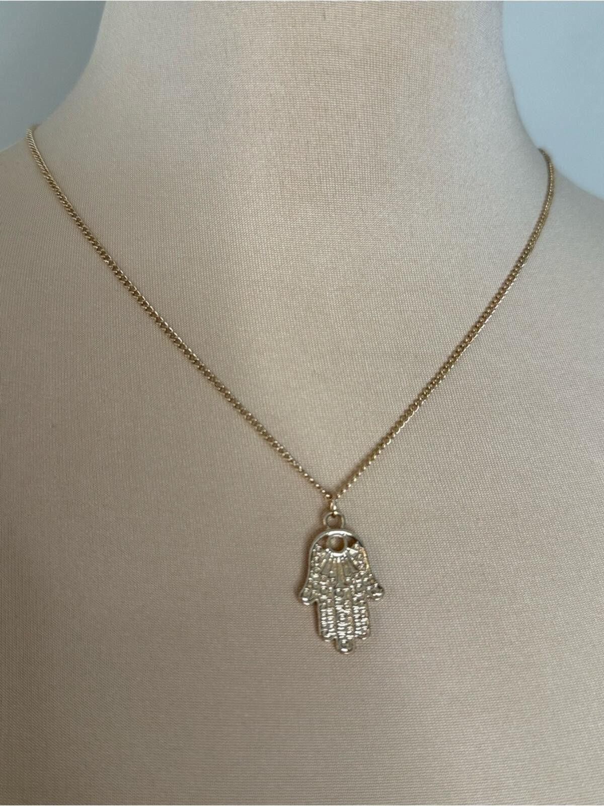 Other Rhinestone hand charm necklace gold dainty link chain Size ONE SIZE - 1 Thumbnail