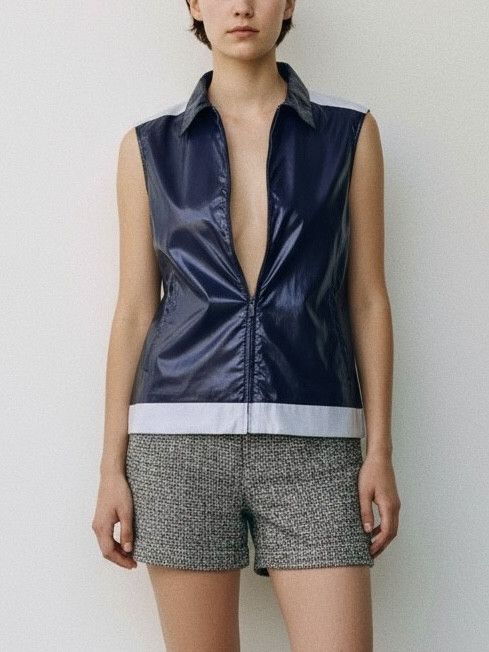 Chanel CHANEL nylon vest Size L / US 10 / IT 46 - 1 Thumbnail