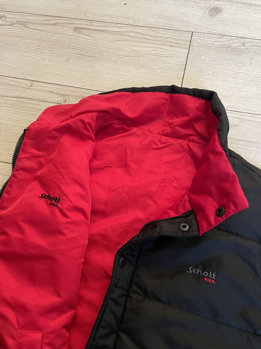 Schott × Vintage Vintage Schott Reversible Red-Black Puffer Mens Vest Size US S / EU 44-46 / 1 - 11 Thumbnail