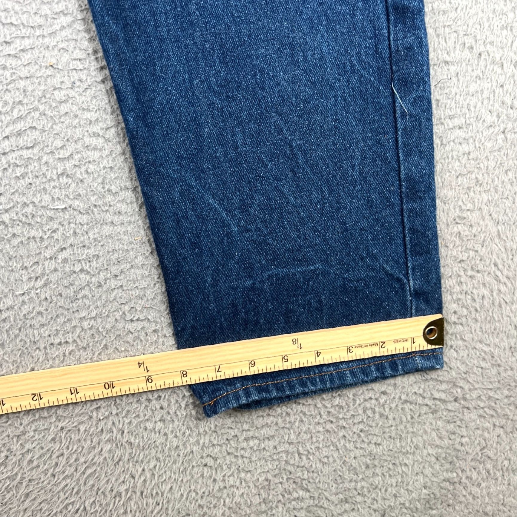 Levi's VTG Levi's 501 Jeans Mens 38x30 Blue Button Fly Straight USA Made 90s Denim Denim Jeans 5-Pocket Mens WW Size US 38 / EU 54 - 3 Thumbnail