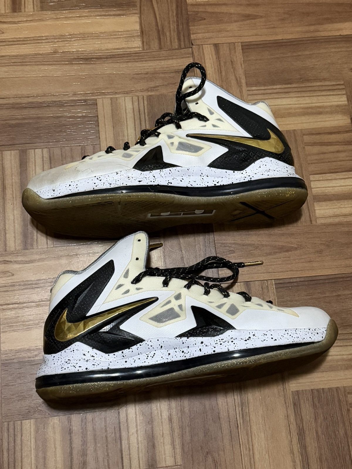 Nike Nike LeBron X Elite+ White Gold Size US 10.5 / EU 43-44 - 1 Thumbnail