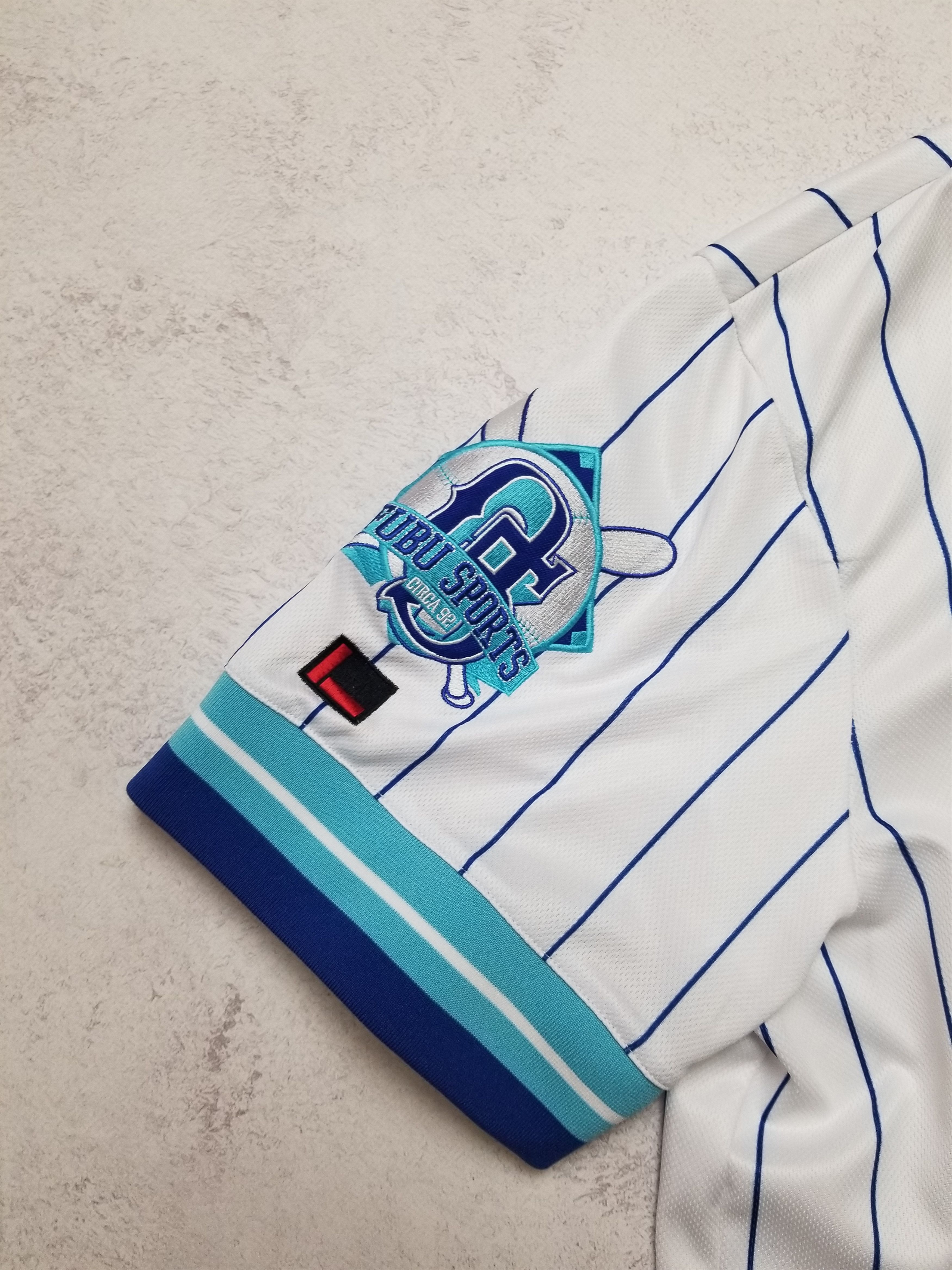 Fubu Vintage Fubu Harlem Y2K Rare White Pinstripe jersey Size US L / EU 52-54 / 3 - 7 Thumbnail