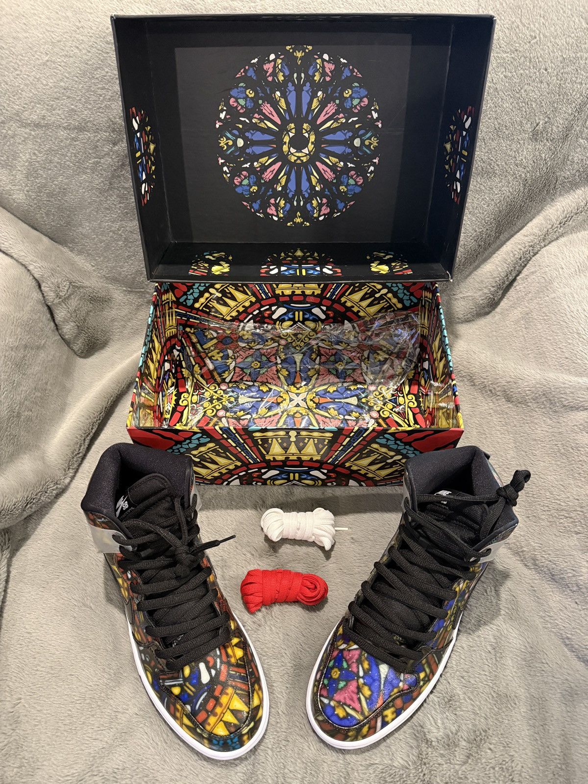 CNCPTS × Nike SB Dunk High Stained Glass SPECIAL BOX OG ALL Size 13M Size US 13 / EU 46 - 14 Thumbnail