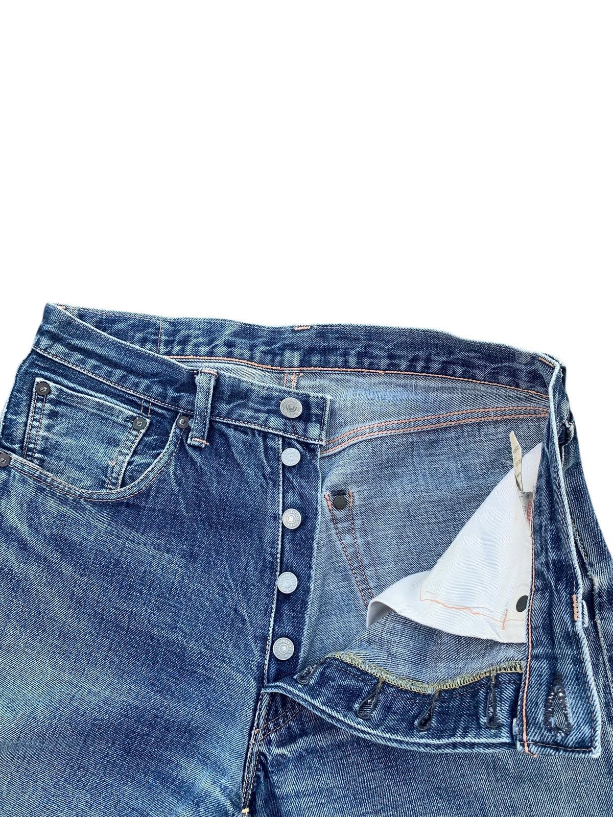 Levi's VINTAGE LEVIS 501XX SELVEDGE BIG E DAMAGE DISTRESSED DENIM Size US 30 / EU 46 - 13 Thumbnail