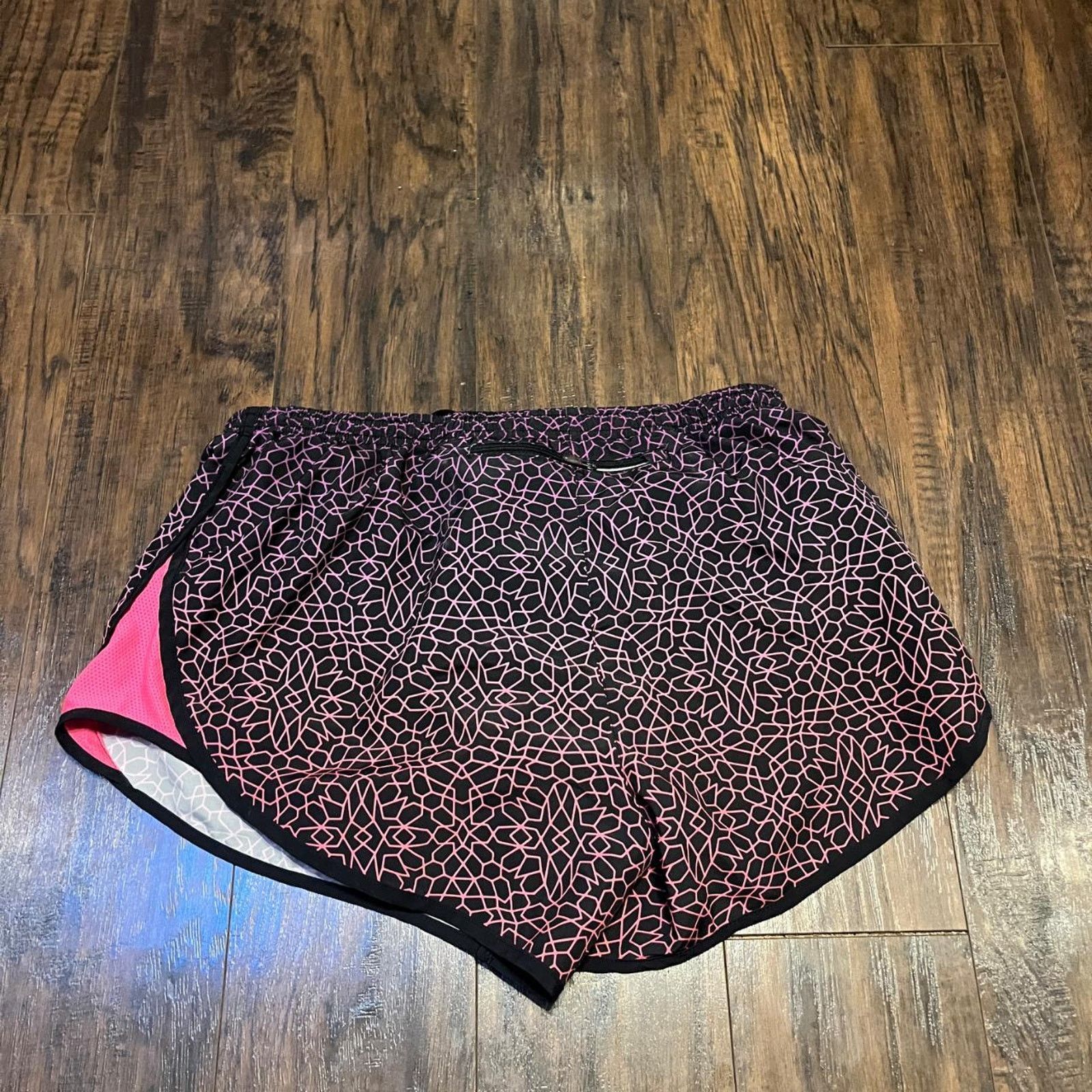 Nike Nike athletic shorts Size 30" / US 8 / IT 44 - 3 Thumbnail