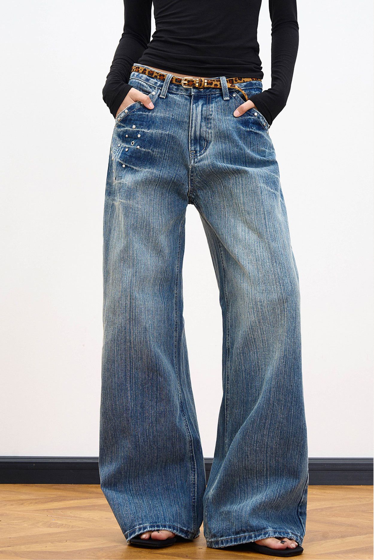 Vintage Men's American retro rivet washed distressed lightning jeans Size US 32 / EU 48 - 2 Thumbnail