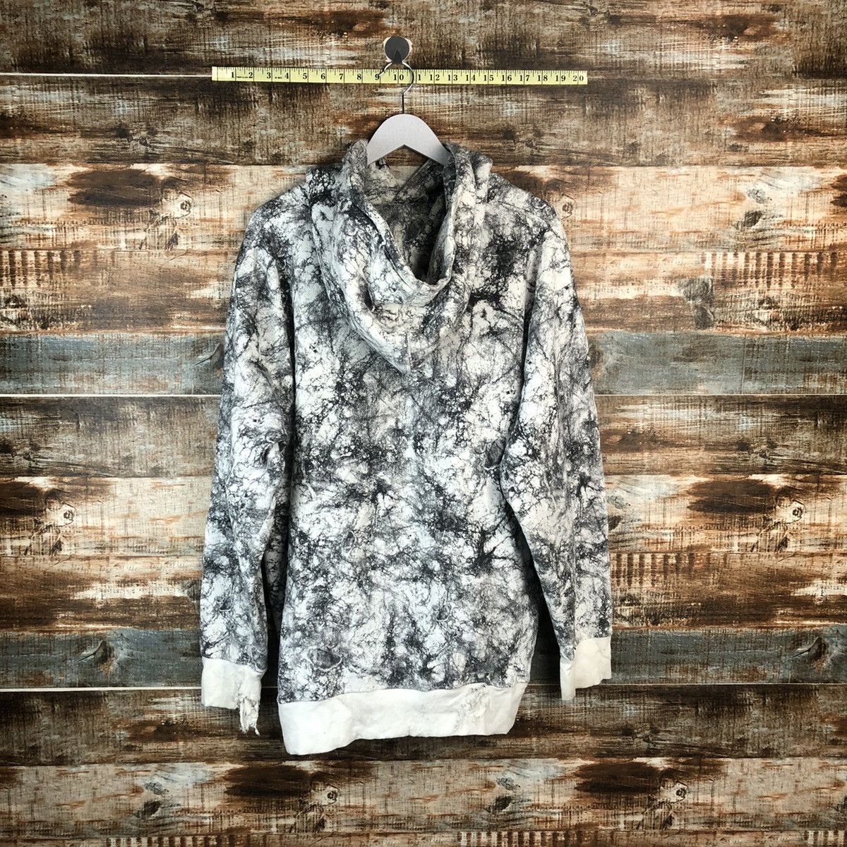 Japanese Brand Beamere White camo ripped sweatshirt Hoodie #A2031 Size US XL / EU 56 / 4 - 15 Thumbnail