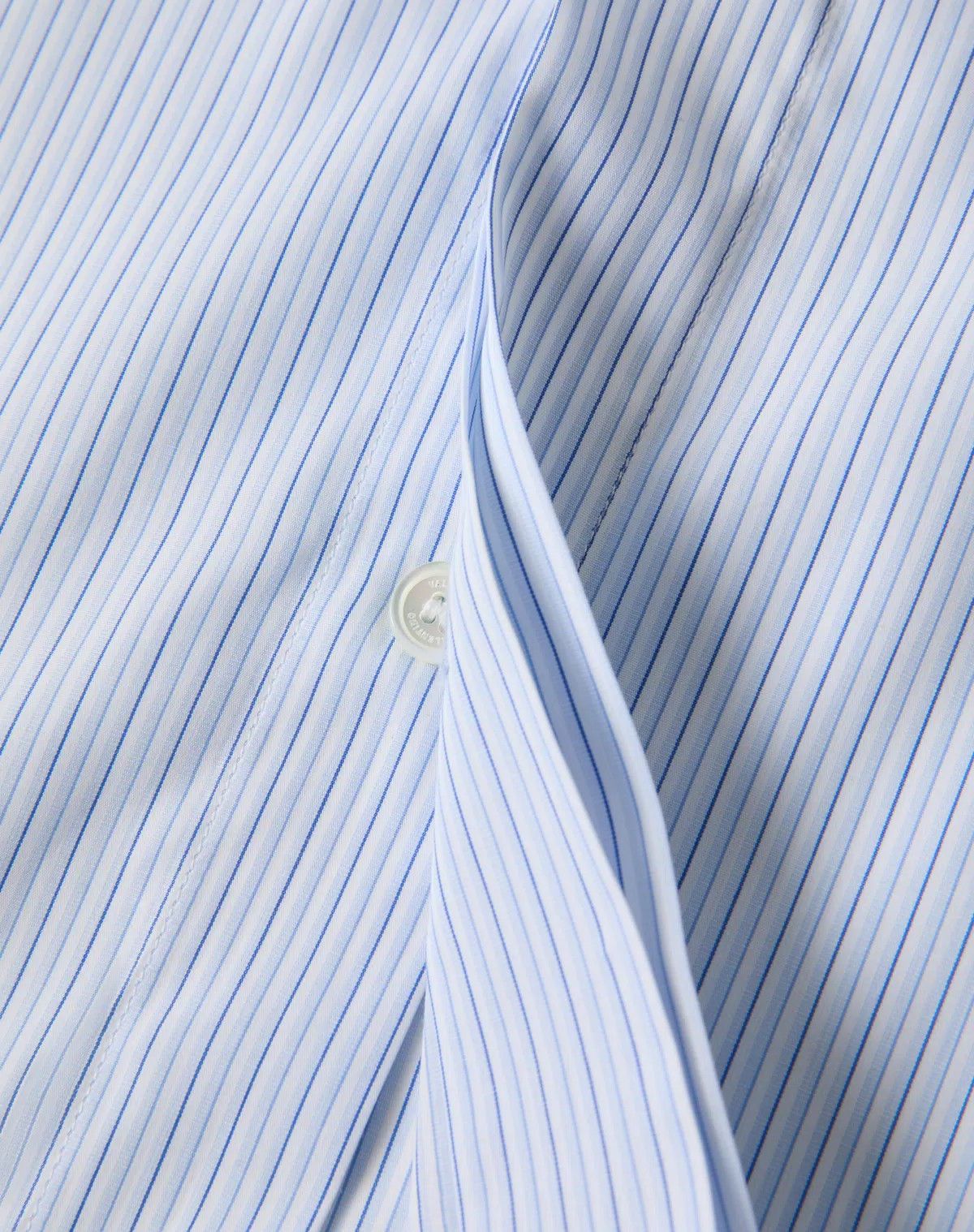 Valentino oc11z0725 Cotton Shirt in White/Blue Size US M / EU 48-50 / 2 - 3 Thumbnail