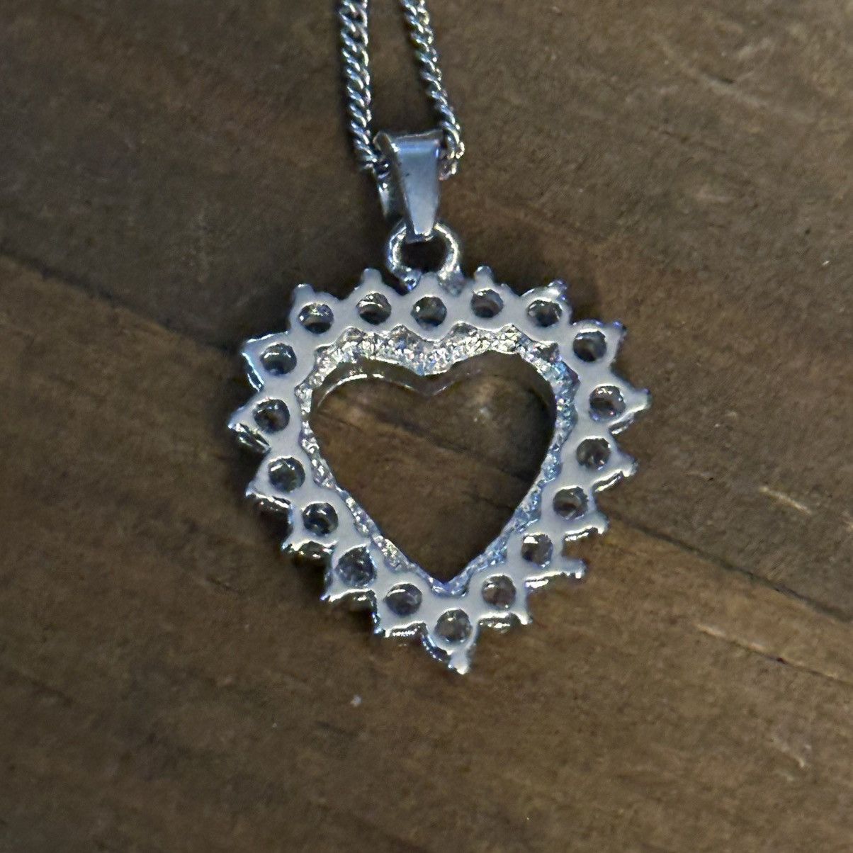 Vintage Vintage silver Cubic Zirconia open heart pendant necklace Size ONE SIZE - 4 Thumbnail