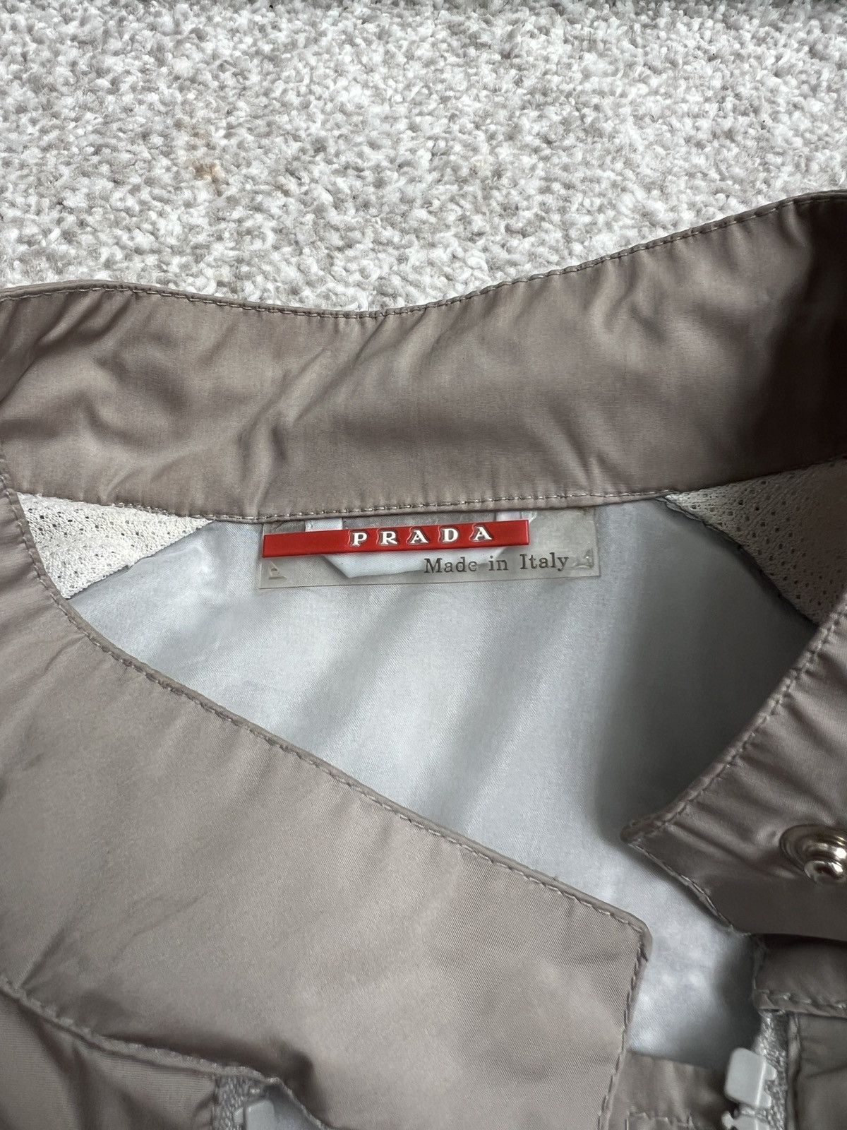 Prada Vintage Prada Linea Rossa Nylon Jacket – Size IT 42 (UK 10) Size M / US 6-8 / IT 42-44 - 8 Thumbnail