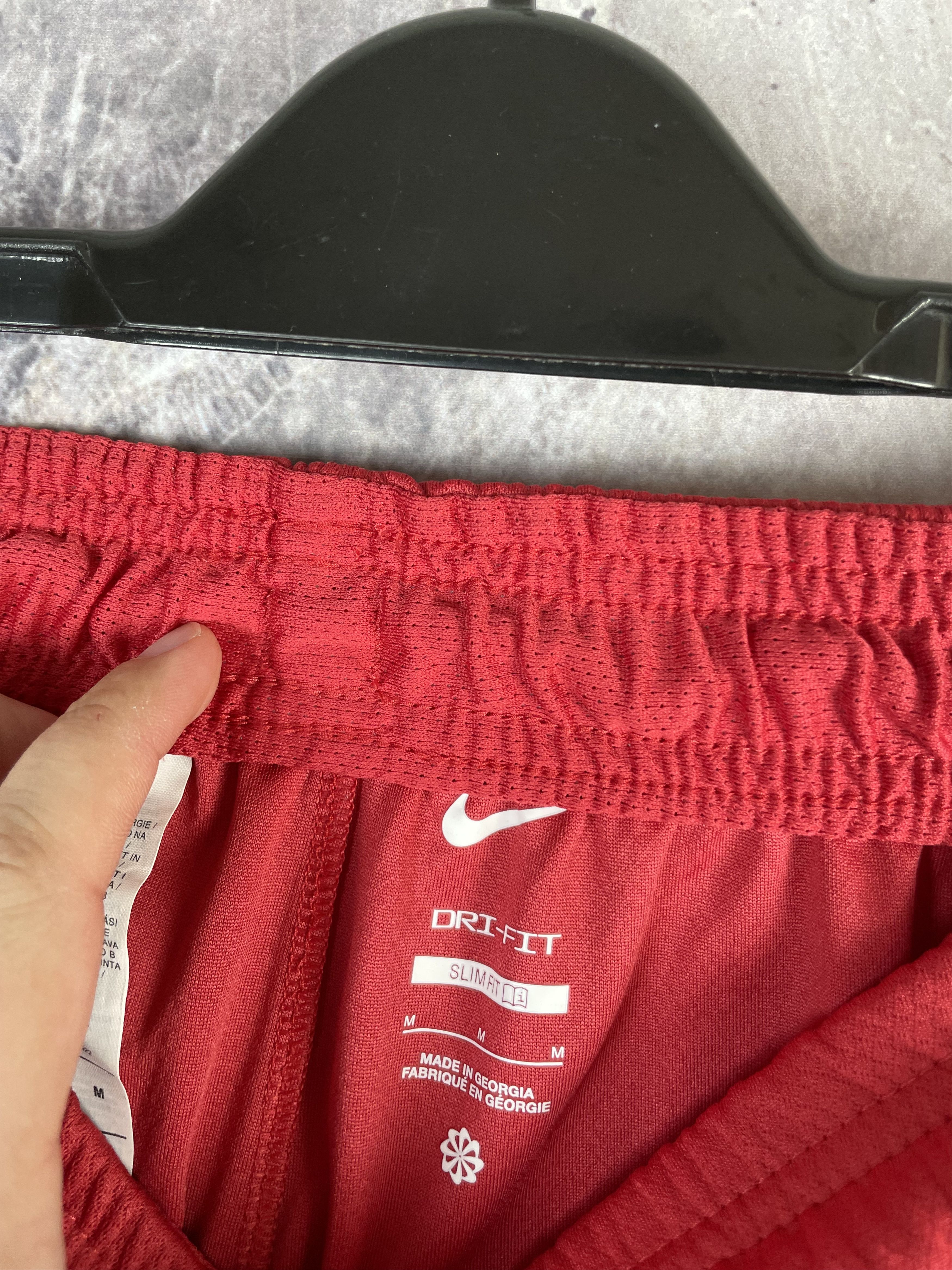 Nike Liverpool Nike soccer shorts Y2k Size US 32 / EU 48 - 5 Thumbnail