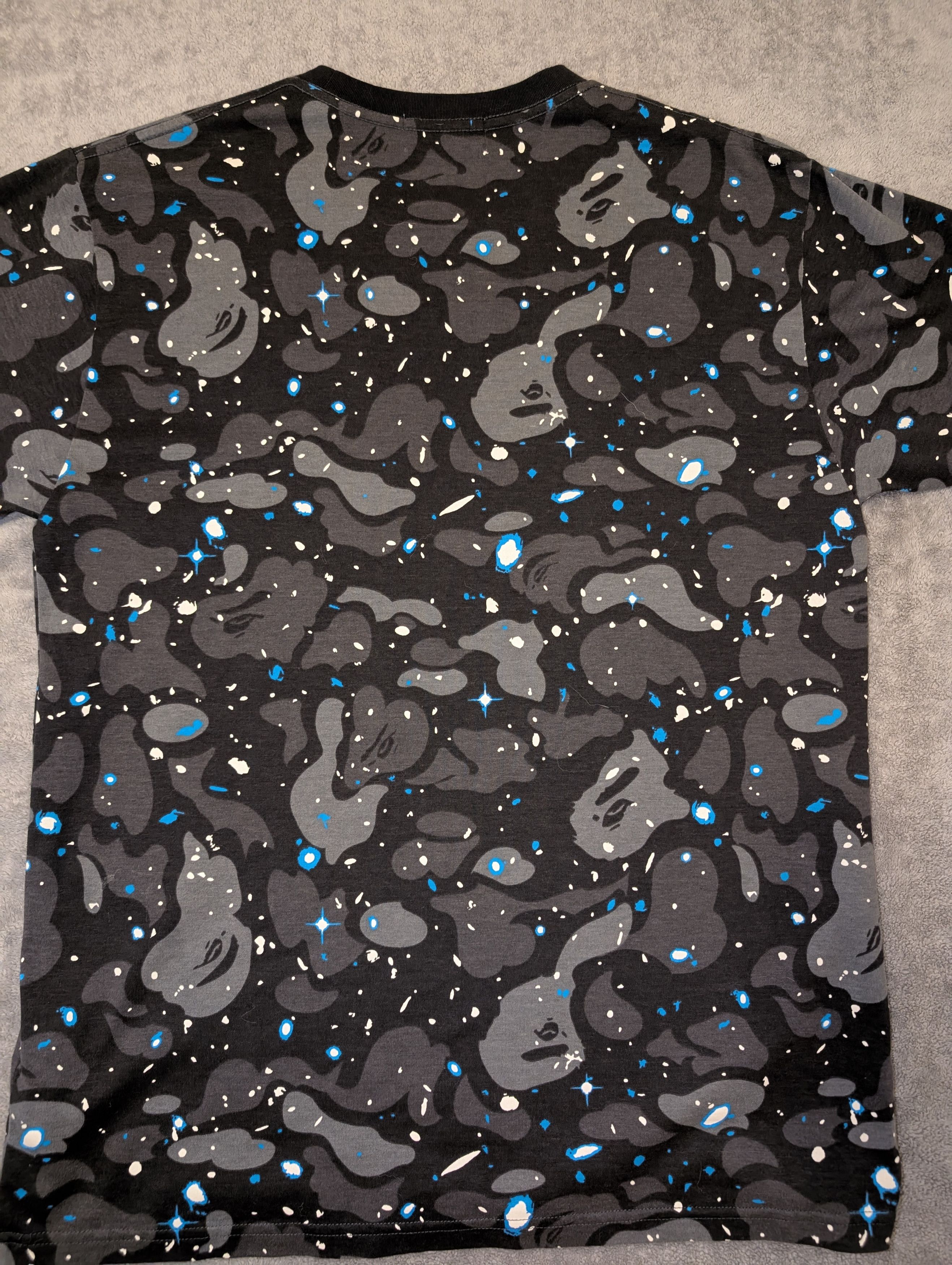 Bape BAPE SPACE CAMO SHARK T-SHIRT Size US L / EU 52-54 / 3 - 3 Thumbnail