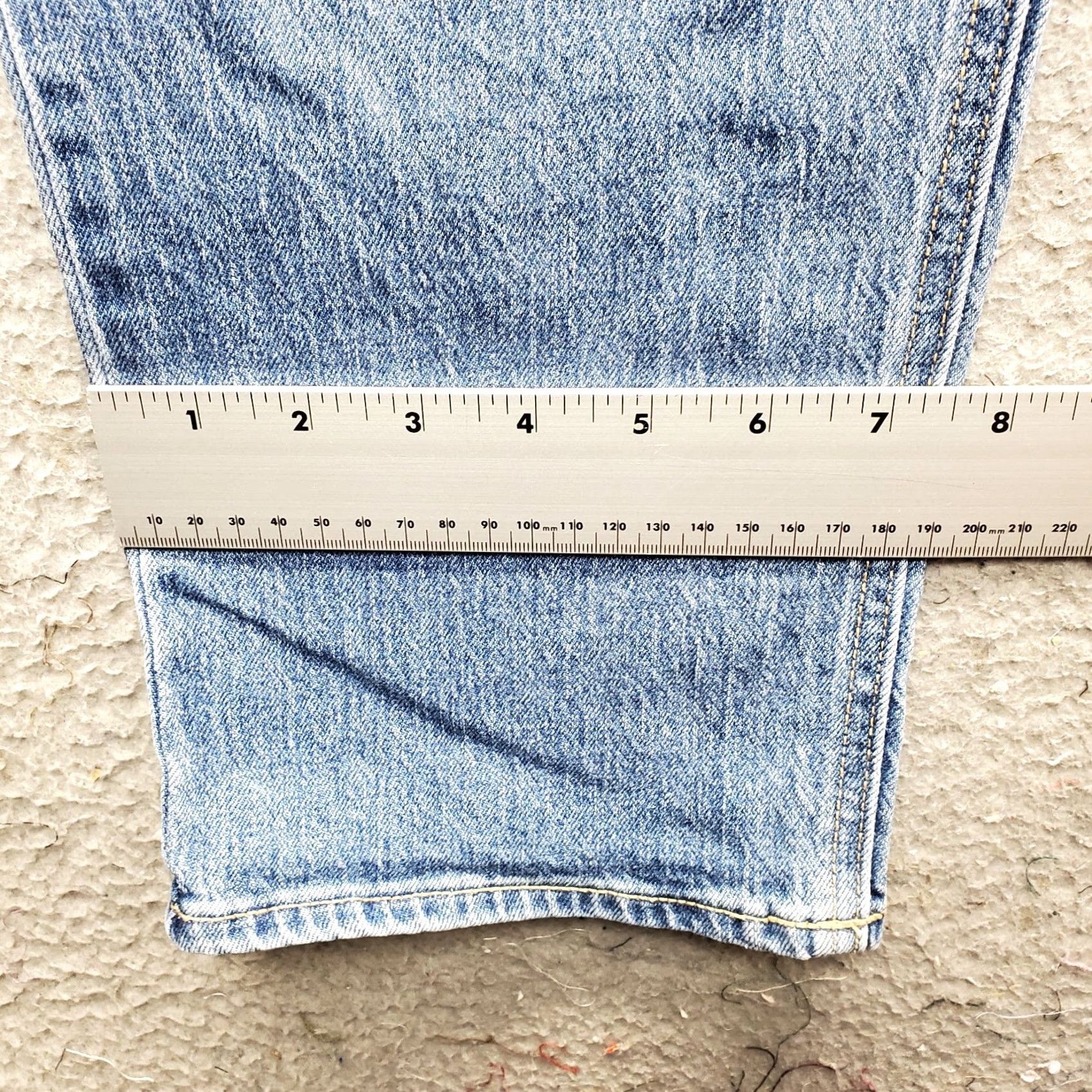 Old Navy Old Navy Wow Jeans Womens 14 Blue Denim Mid Rise Tapered Leg Whiskered Boyfriend Jeans Size 36" / US 14 / IT 50 - 5 Thumbnail