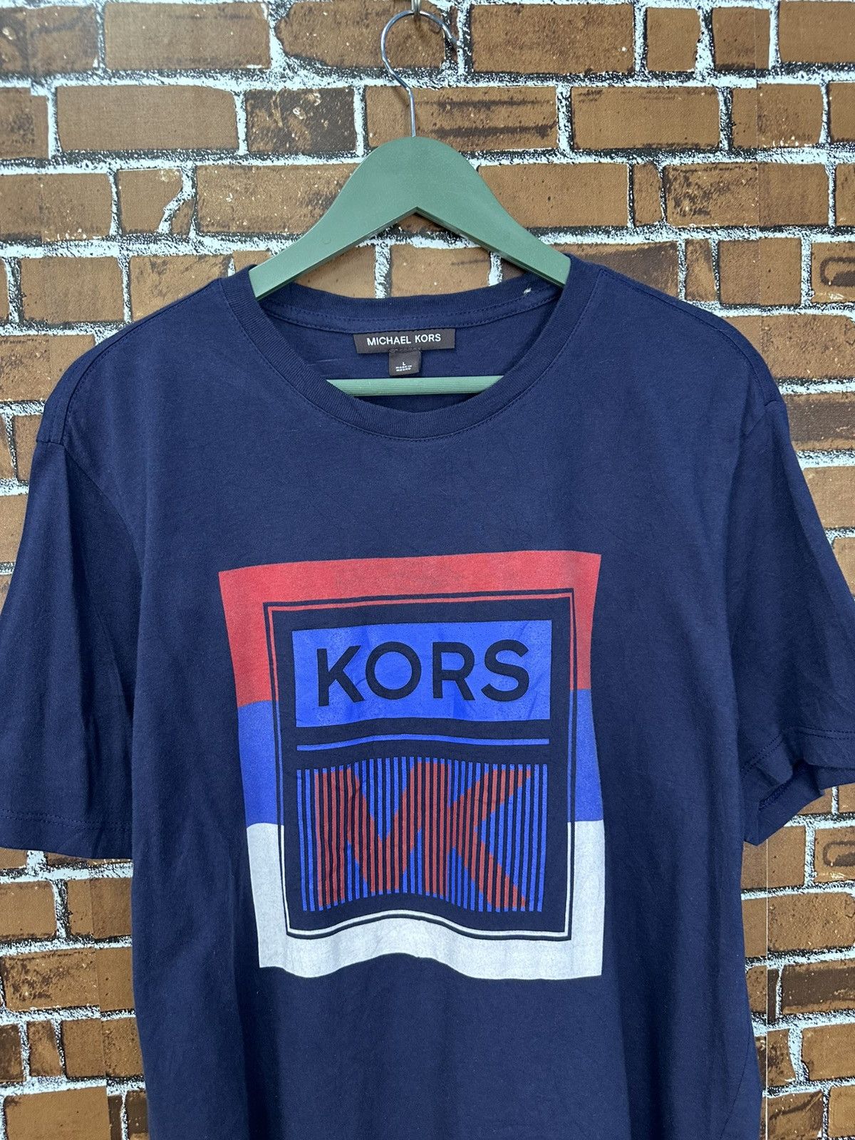 Michael Kors Michael Kors Big Logo Tshirt A984 Size US L / EU 52-54 / 3 - 2 Thumbnail