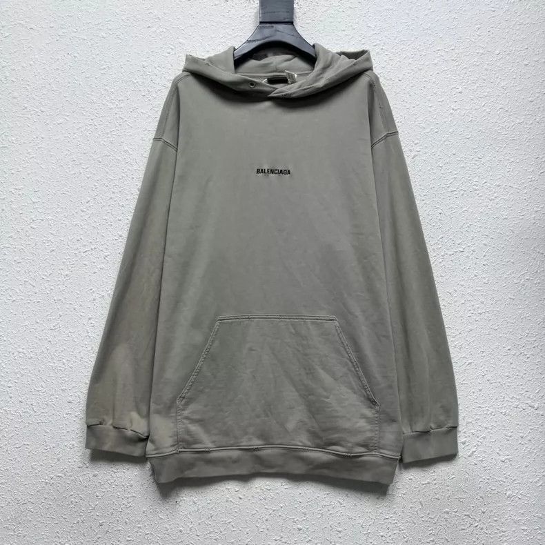Balenciaga Balenciaga Small LOGO Embroidery Solid Color Sweatshirt Size US S / EU 44-46 / 1 - 1 Thumbnail