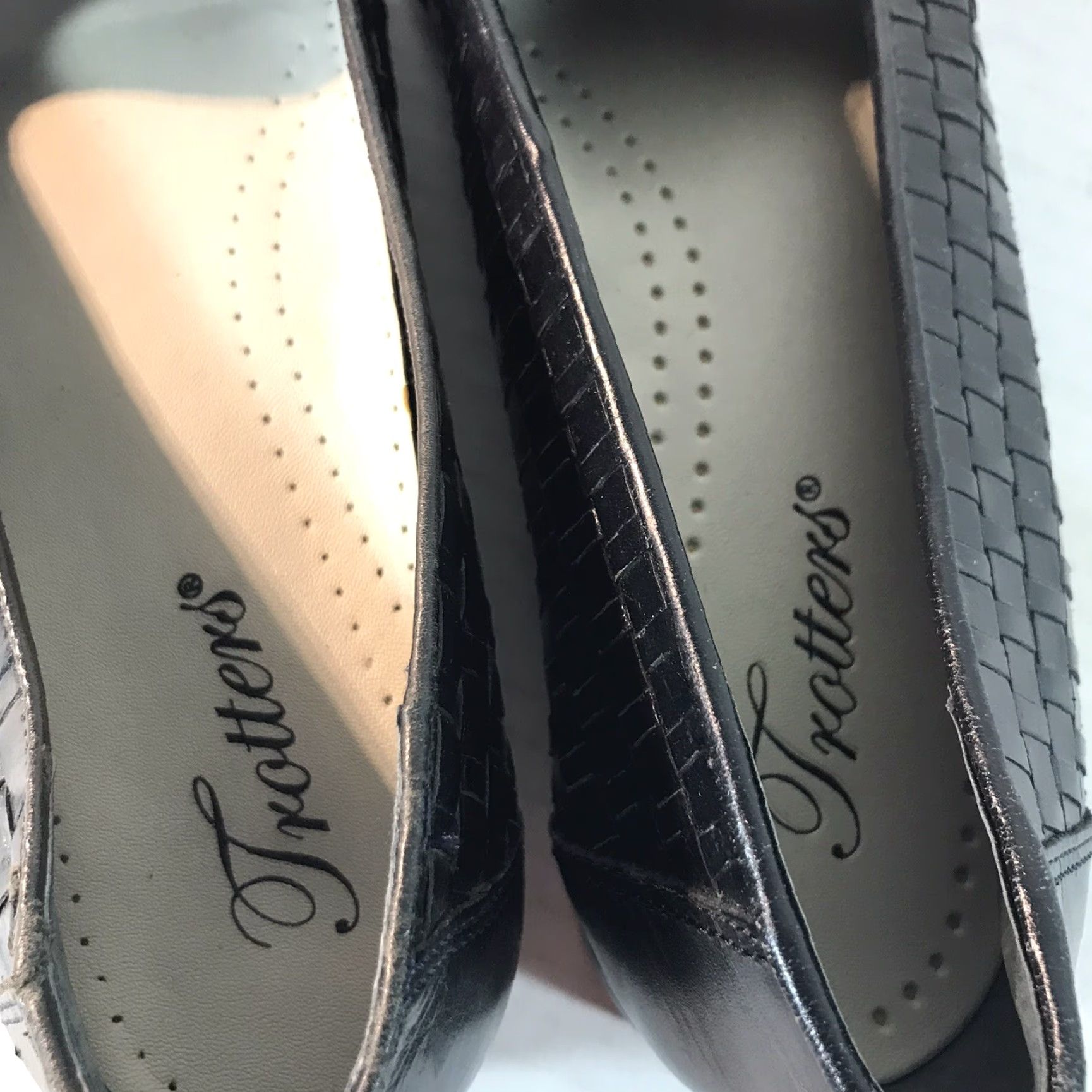 Vintage VINTAGE Trotters Womens Leather Loafer Slip On Flat Size 7N Black Casual Business Travel Shoes Size US 7 / IT 37 - 5 Thumbnail