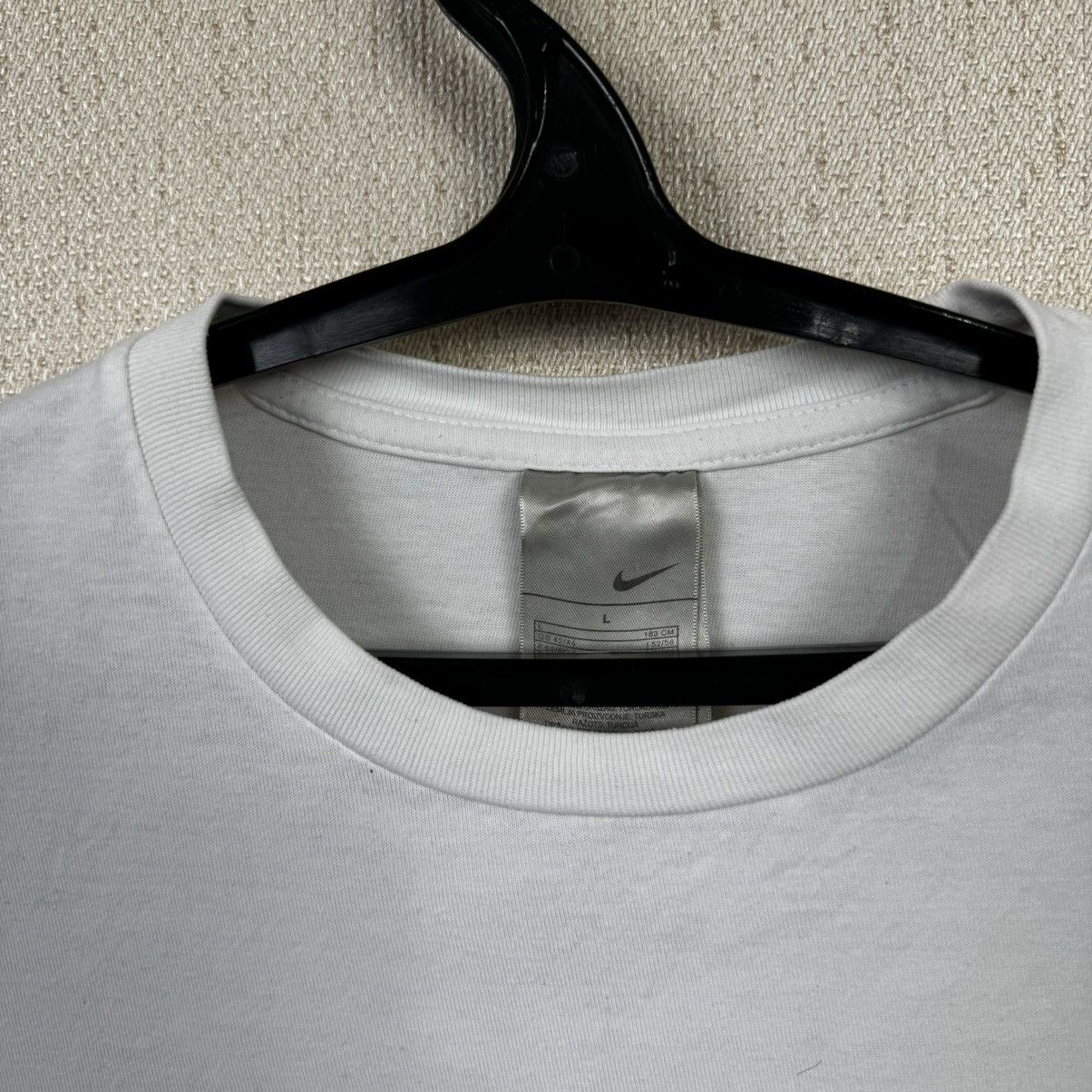 Nike × Vintage Vintage Nike T shirt 00s Centre Logo White Oversized L Size US L / EU 52-54 / 3 - 11 Thumbnail