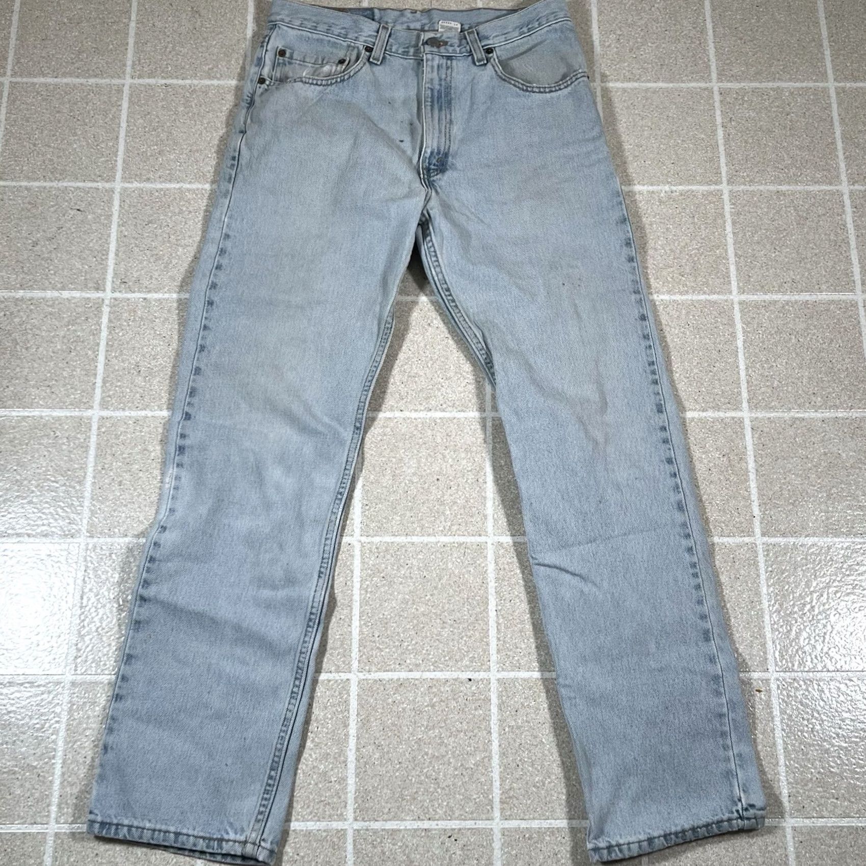 Levi's VINTAGE Levi's 505 Light Wash Jeans Distressed Straight Men XS? Wait Size US 31 - 5 Thumbnail