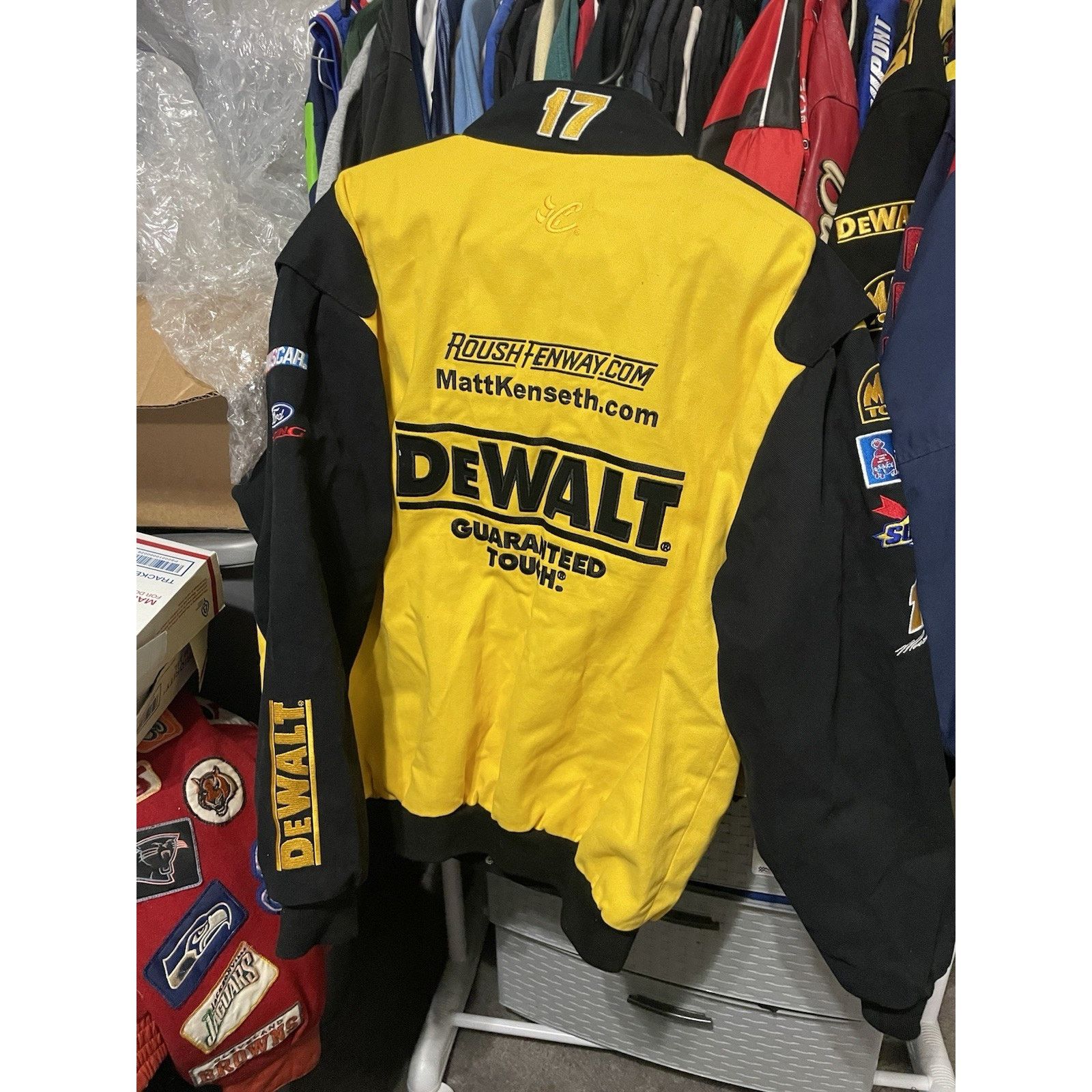 Chase Authentics Size L-VTG DeWalt Matt Kenseth #17NASCAR Roush Racing Jacket Size US L / EU 52-54 / 3 - 2 Thumbnail