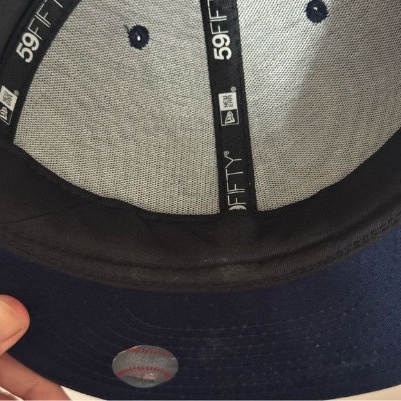 New Era NEW ERA YANKEES MLB FITTED HAT SZ 8 Size ONE SIZE - 7 Thumbnail
