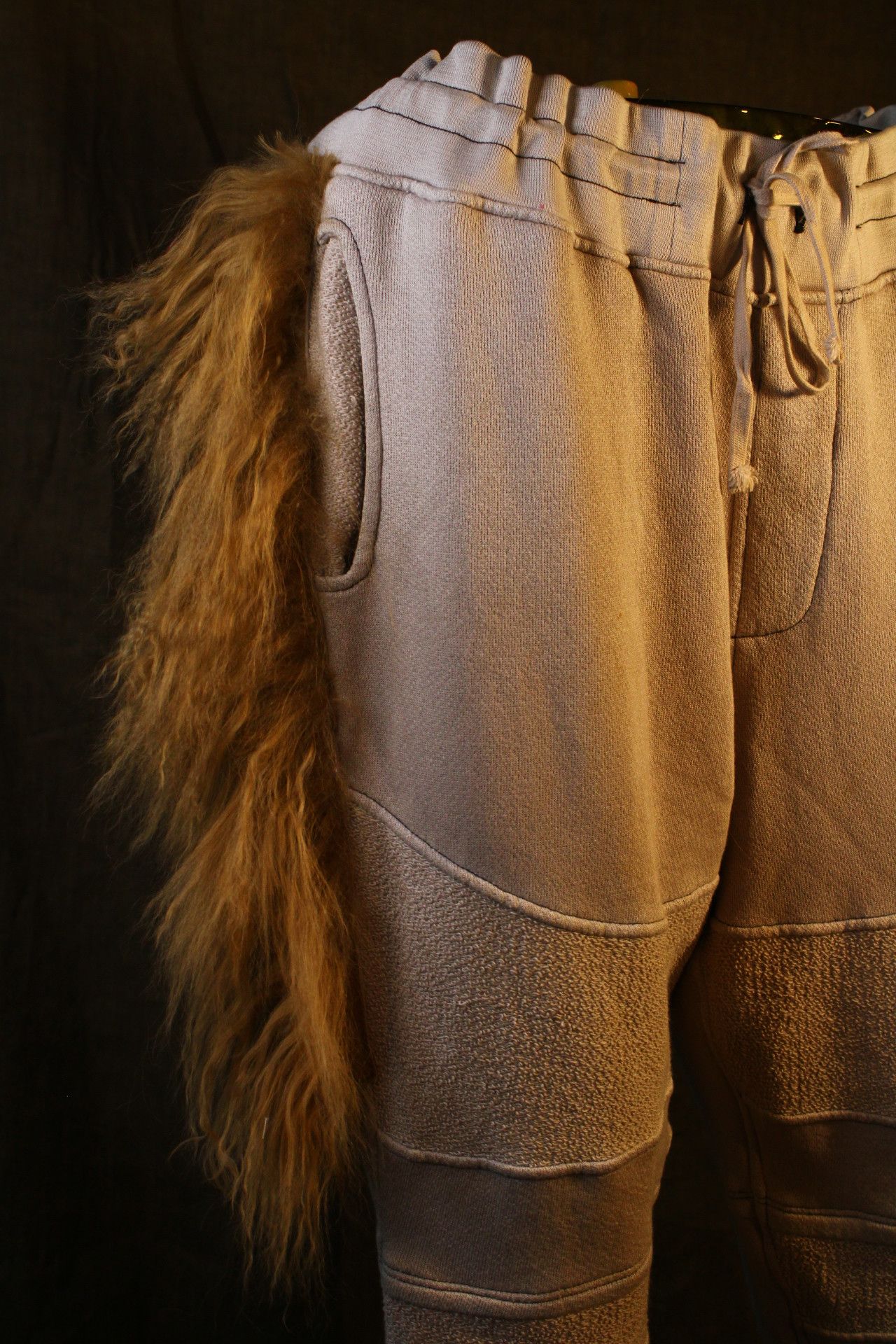Other Custom-made Natural-Fabric Joggers with real mongolian fur Size US 32 / EU 48 - 6 Thumbnail