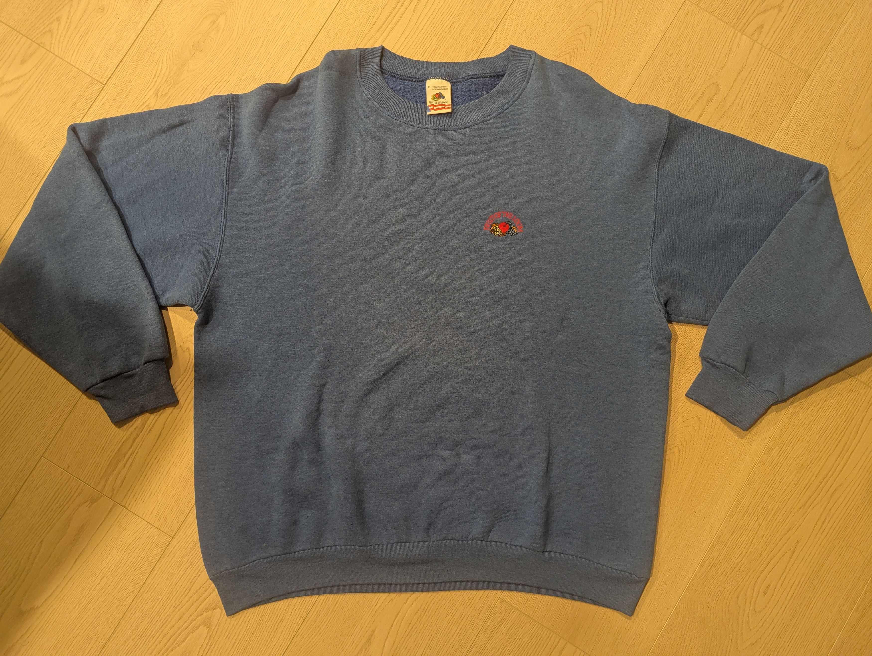 Fruit Of The Loom Vintage Fruit of the Loom Logo Sweatshirt Size US XL / EU 56 / 4 - 1 Preview