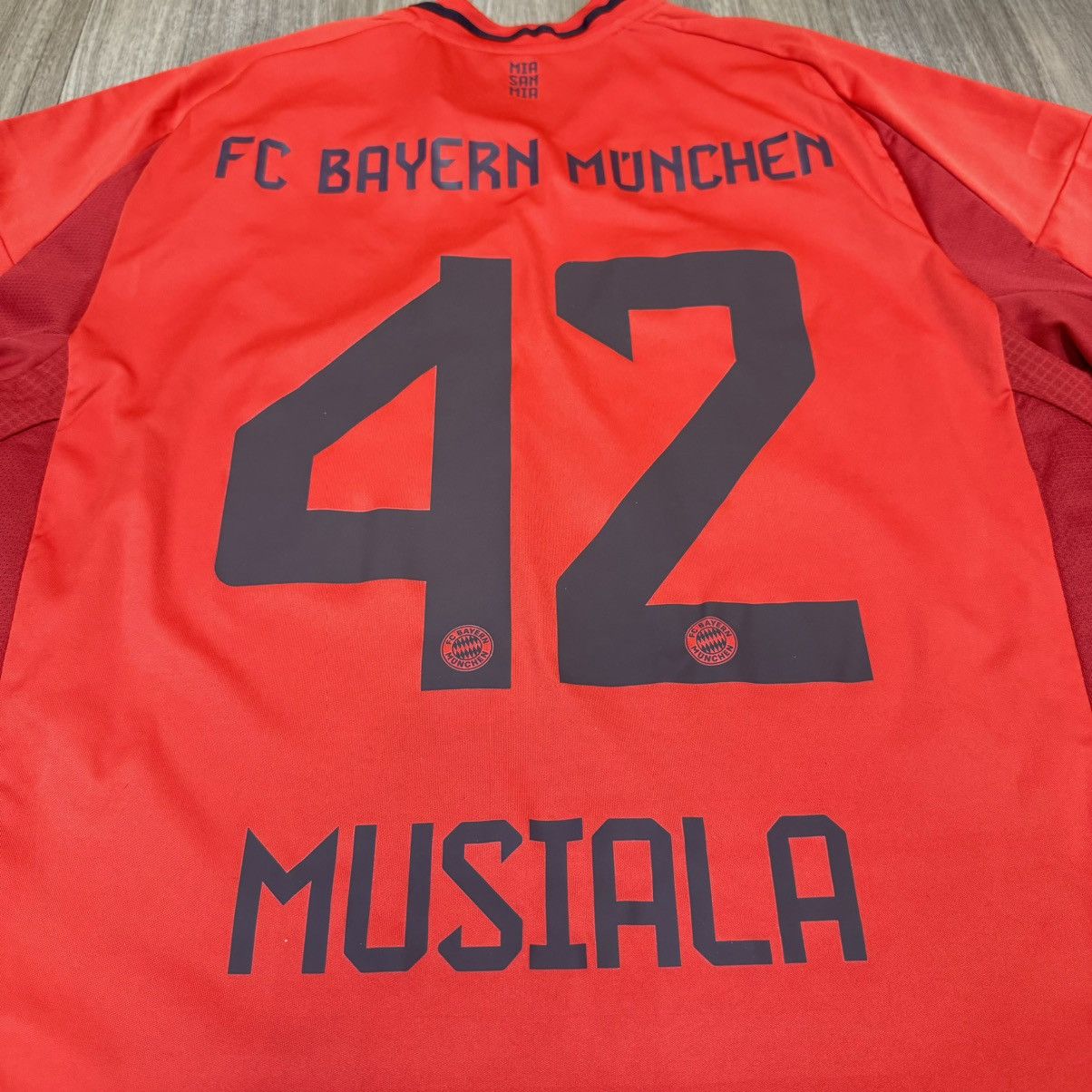 Adidas Bayern Munich 24/25 home shirt #42 Musiala Size US L / EU 52-54 / 3 - 4 Thumbnail