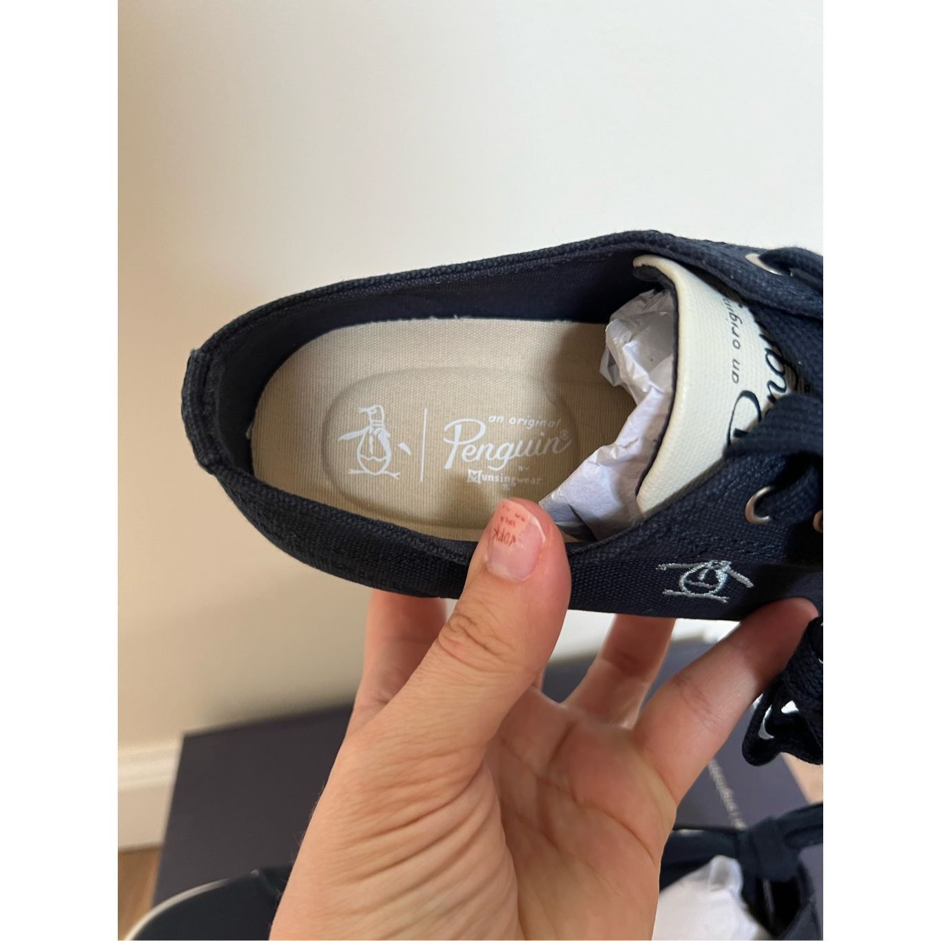 Original Penguin Original Penguin NWT Men's Petey Stripe Lace Up Sneaker Navy Size US 8 / EU 41 - 6 Thumbnail