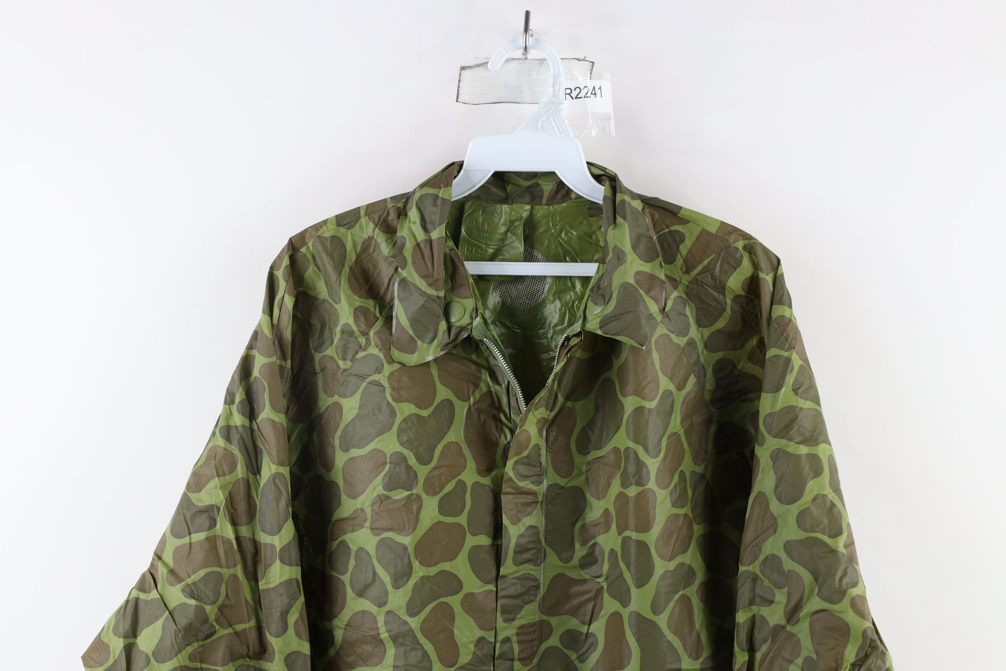 Vintage Vintage 70s Streetwear Frogskin Camouflage Rain Jacket Green Size US XL / EU 56 / 4 - 2 Thumbnail