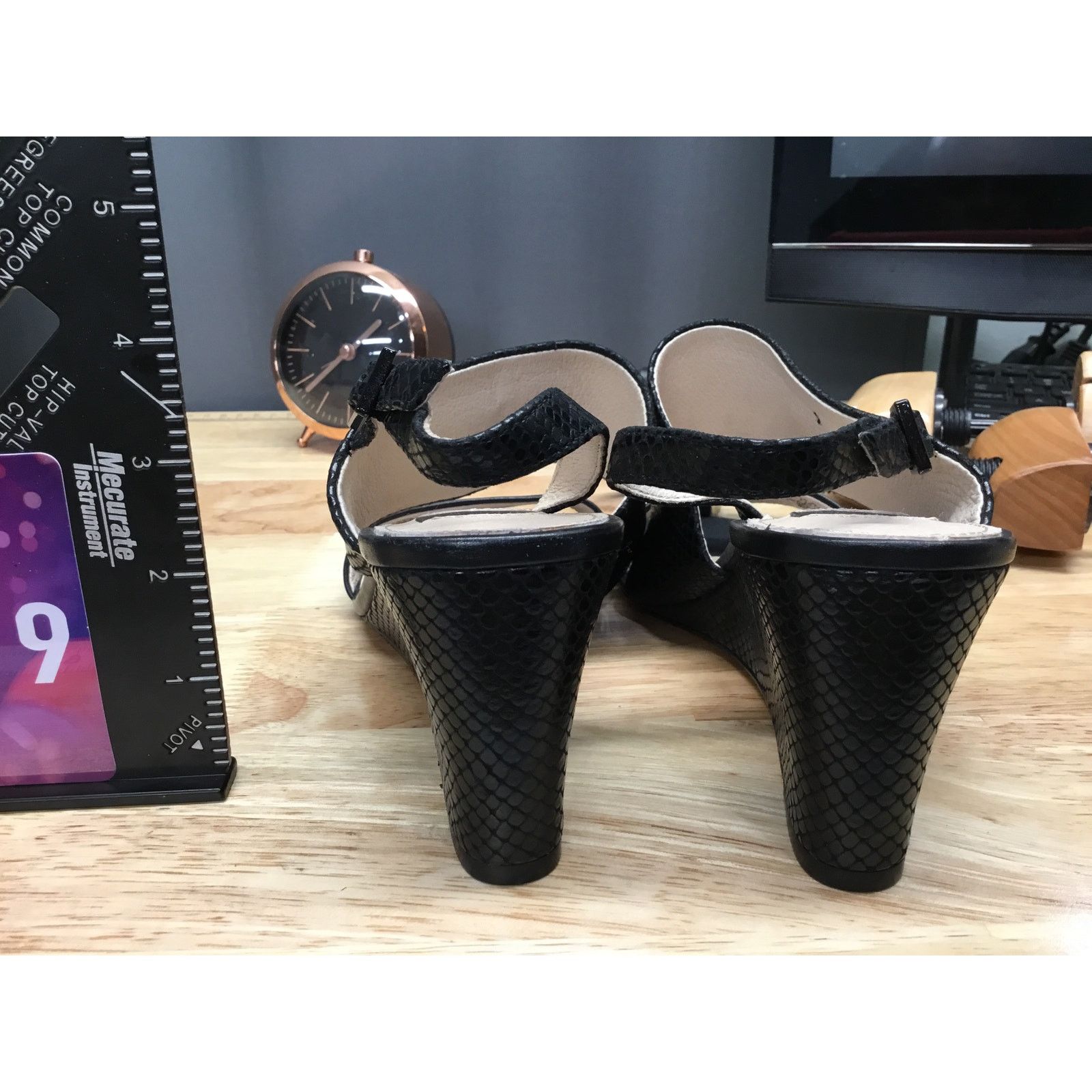 Other Louise et Cie Quarza Black Women's 7 Wedge Sandals Size US 7 / IT 37 - 3 Thumbnail