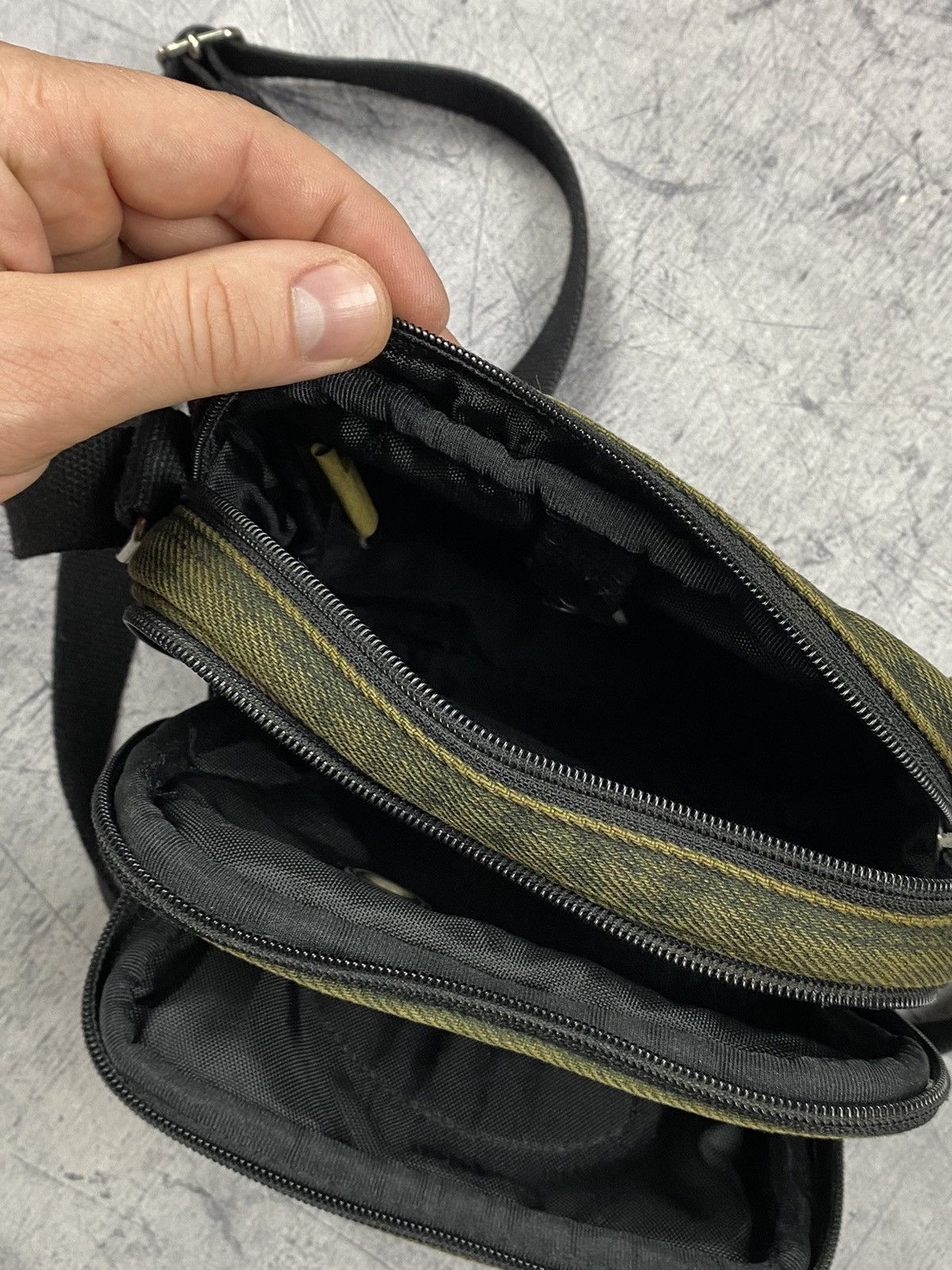 Japanese Brand × Quiksilver × Vintage Quiksilver Vintage Japanese Surfing y2k Shoulder / Hand Bag Size ONE SIZE - 14 Thumbnail