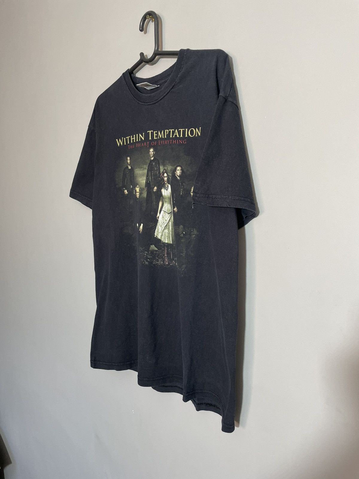 Band Tees × Vintage Vintage Rare Within Temptation The Heart of Everything tee Size US L / EU 52-54 / 3 - 3 Thumbnail