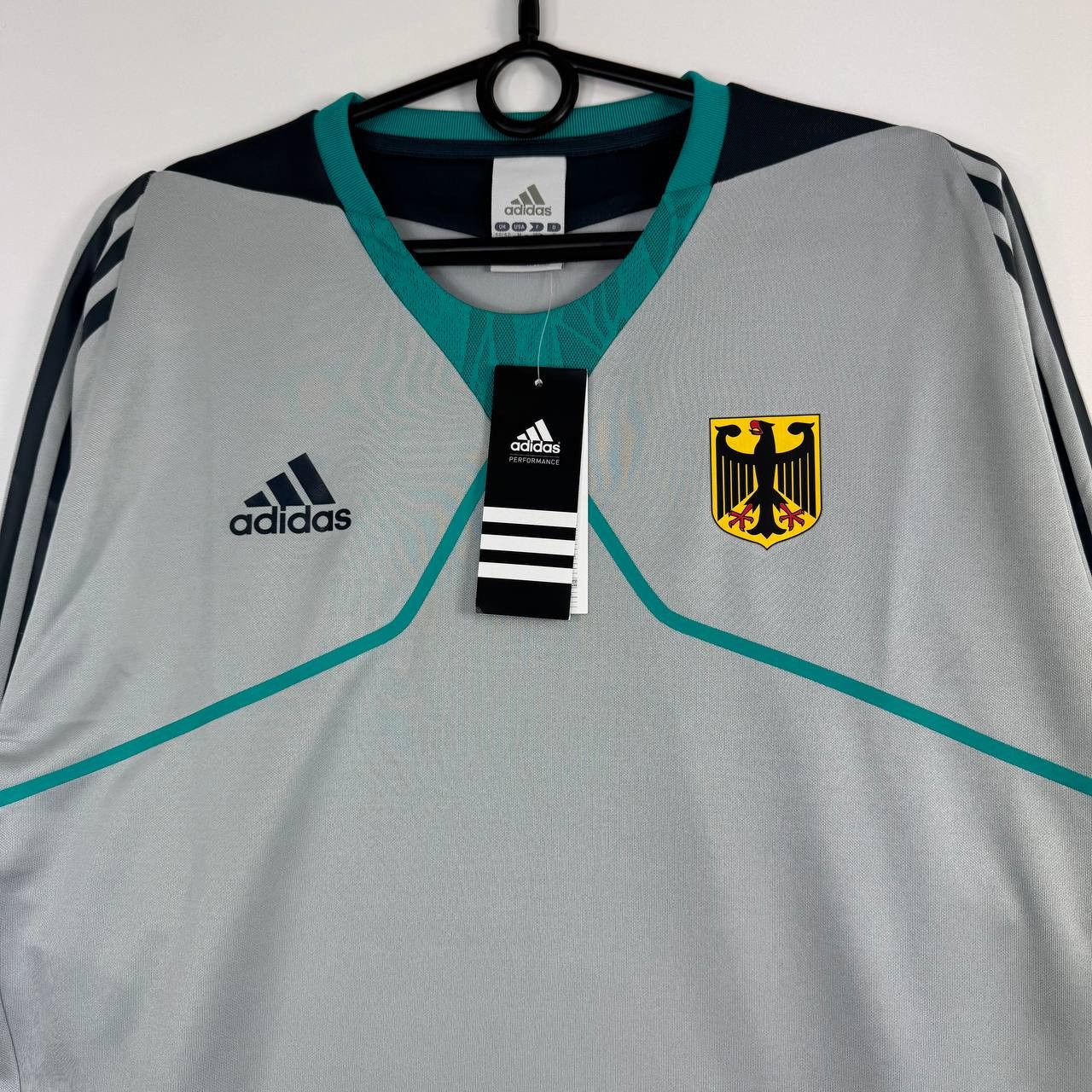 Adidas NEW Adidas Germany Training Top Z38777 Mens Size M Size US M / EU 48-50 / 2 - 2 Thumbnail