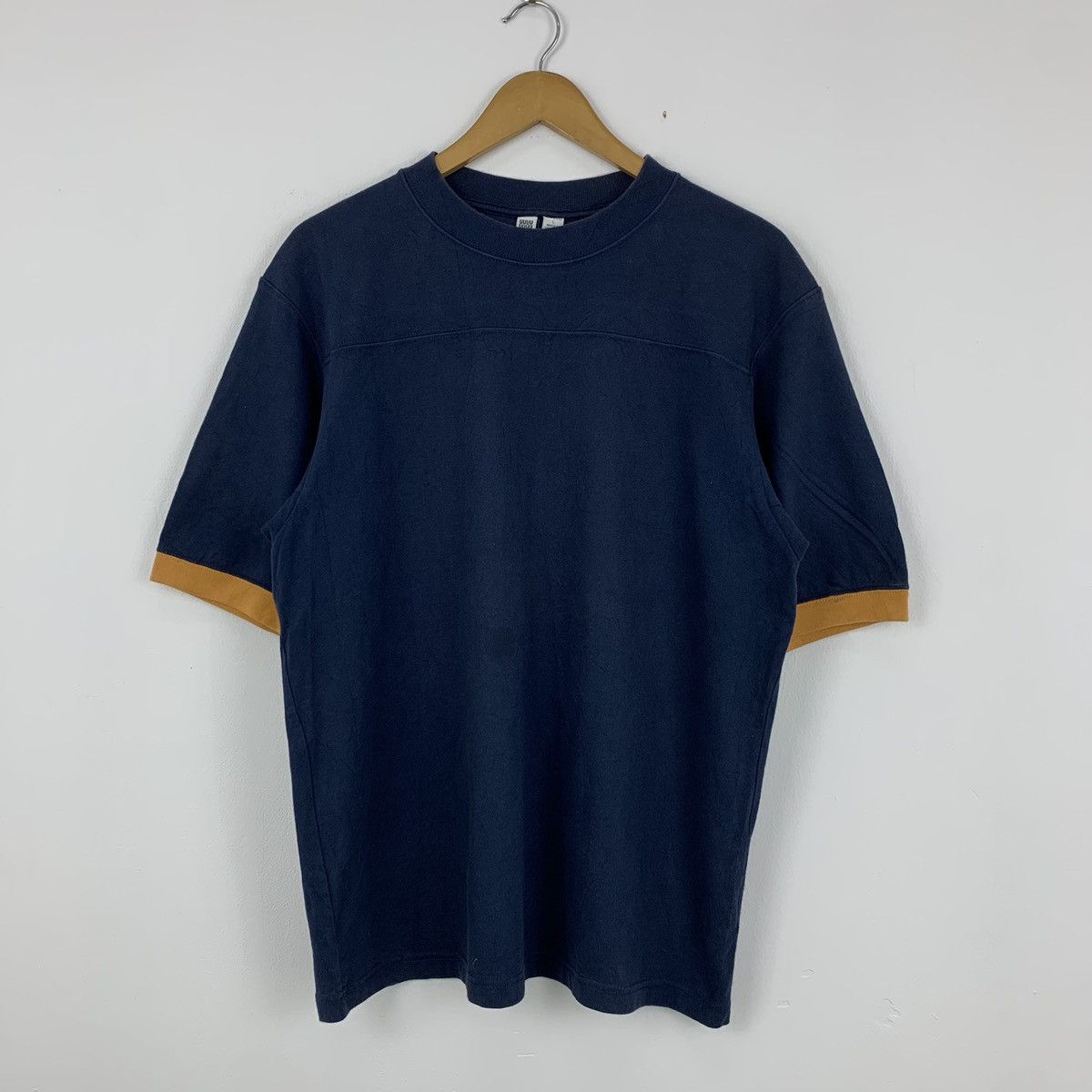 Japanese Brand × Uniqlo Uniqlo U Ringer T-Shirt Size US L / EU 52-54 / 3 - 1 Thumbnail
