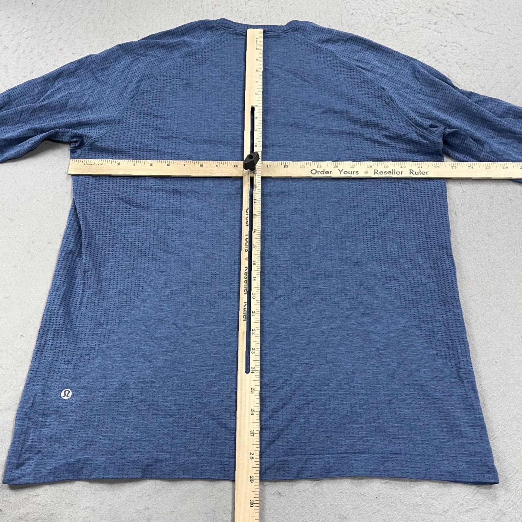 Lululemon Lululemon Shirt Mens XL Blue Long Sleeve Metal Vent Athleisure Yoga Gym Lifting Size US XL / EU 56 / 4 - 7 Thumbnail