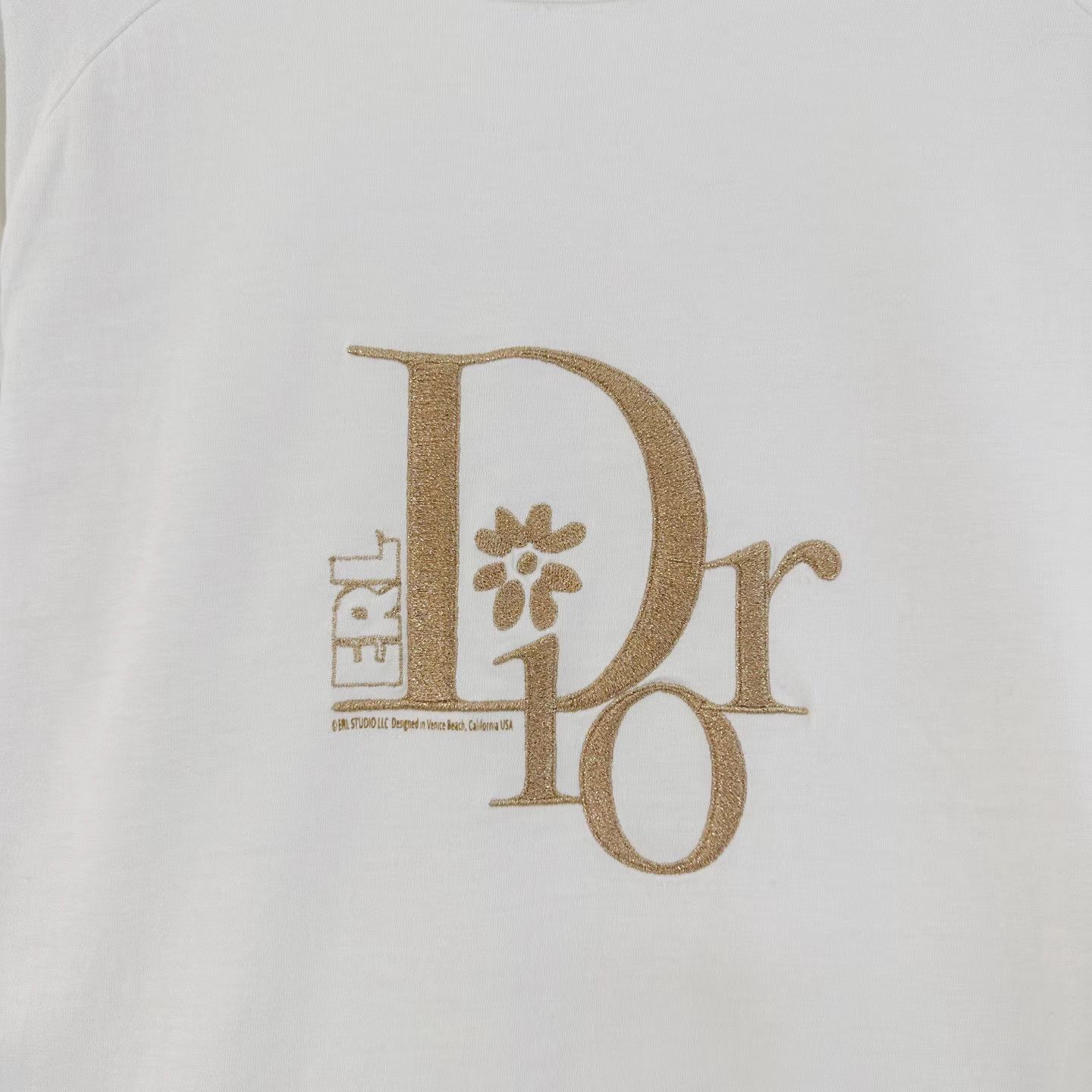 Dior DIOR White Gold Thread Embroidered Logo Short Sleeve K12 Size US M / EU 48-50 / 2 - 5 Thumbnail