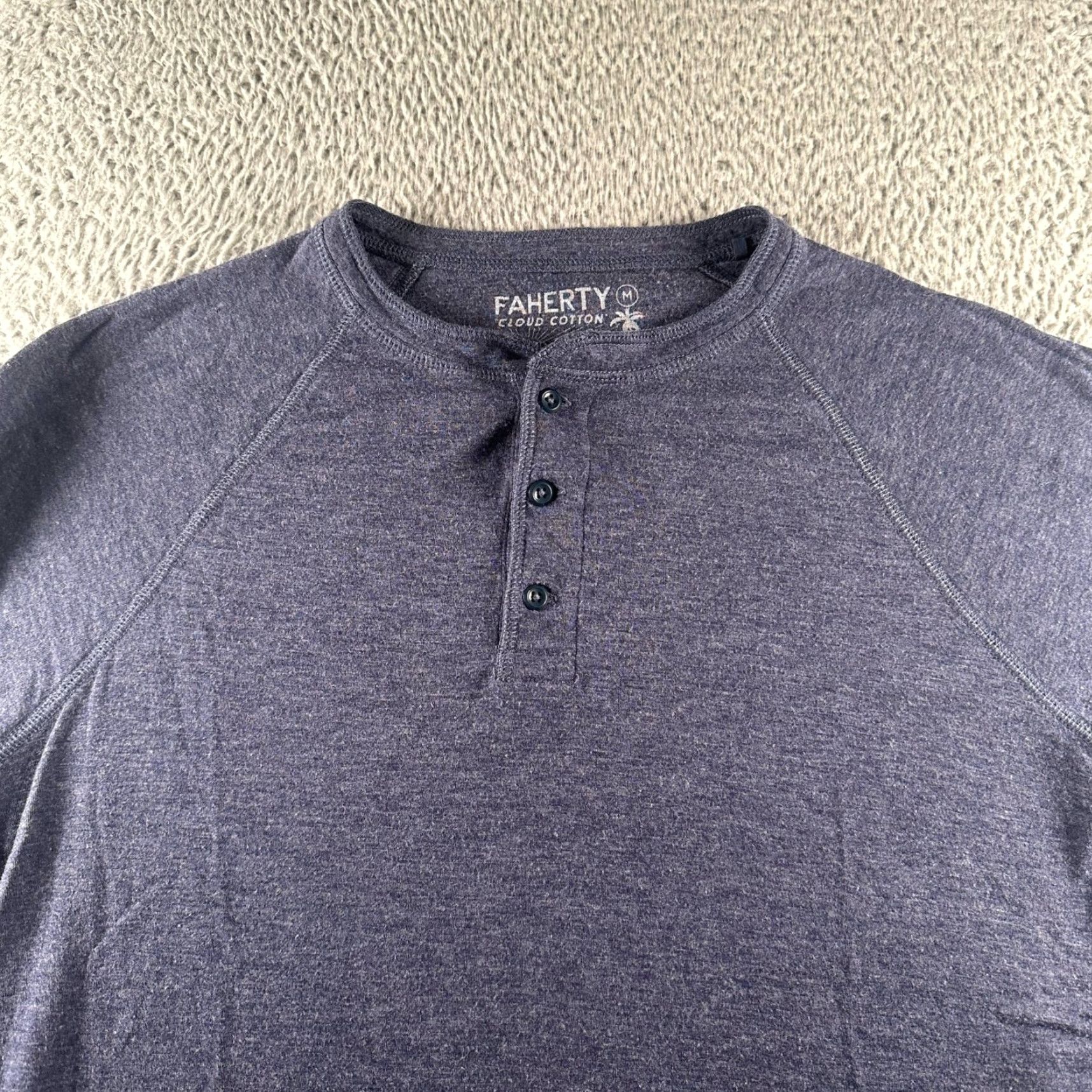 Faherty Faherty Henley Long Sleeve Mens M Cloud Cotton Pima Modal Navy Heather Button Shirt Size US M / EU 48-50 / 2 - 2 Thumbnail