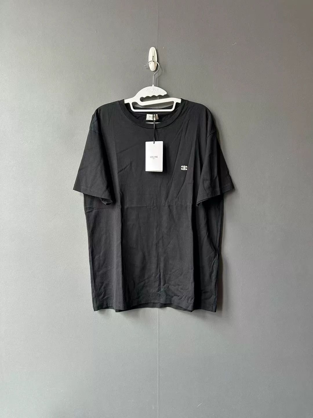 Celine Celine Triomphe Embroidered Logo Short-Sleeve Size US S / EU 44-46 / 1 - 1 Thumbnail