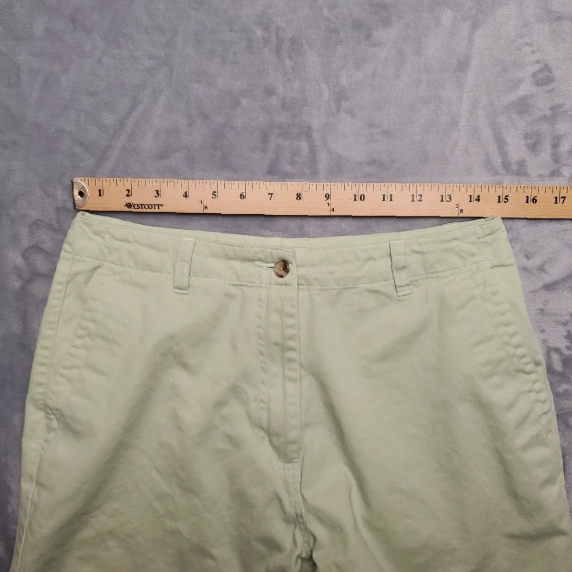 Vintage VINTAGE LL Bean Shorts Womens 10 Regular Green Cotton Twill Chino Outdoor Casual Gorp Size 32" / US 10 / IT 46 - 4 Thumbnail