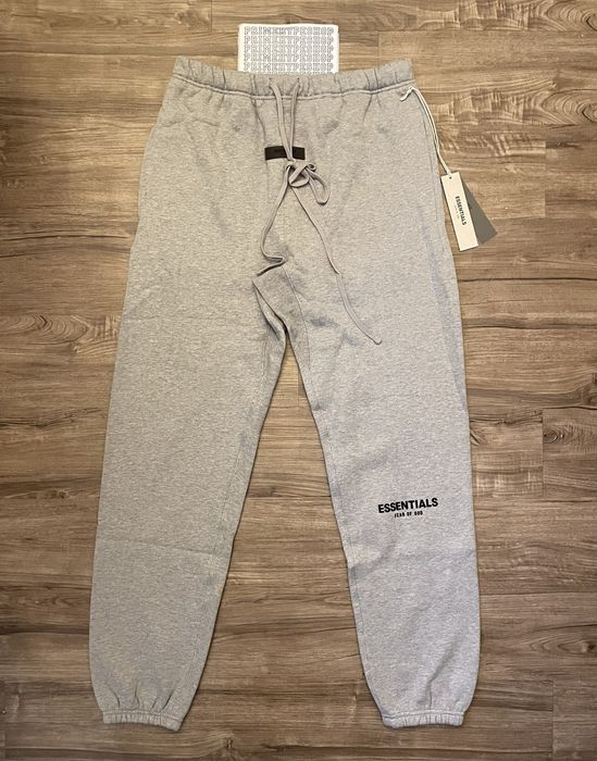 Fear of God Fear of God Essentials Sweatpants Dark Oatmeal 2022 size M