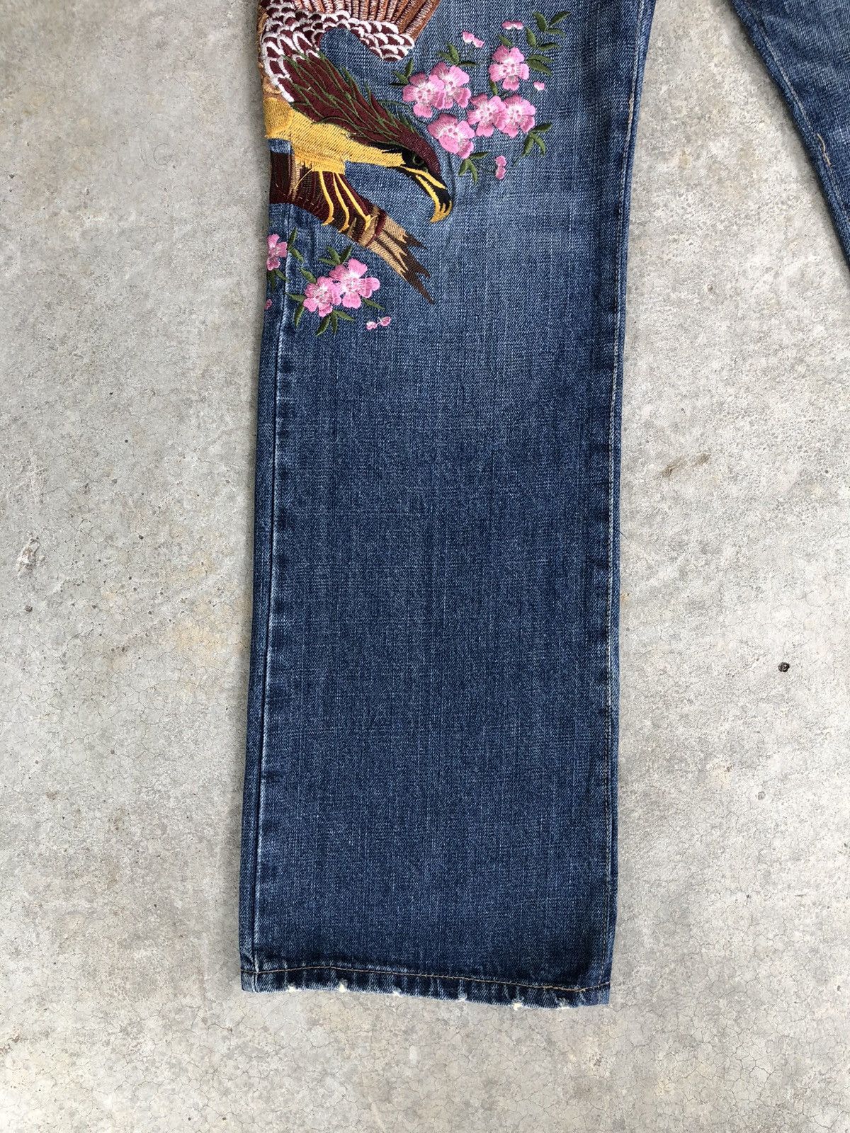 Japanese Brand Japanese Quadro Embroidered Jeans Mini Flare Distressed Size US 32 / EU 48 - 6 Thumbnail