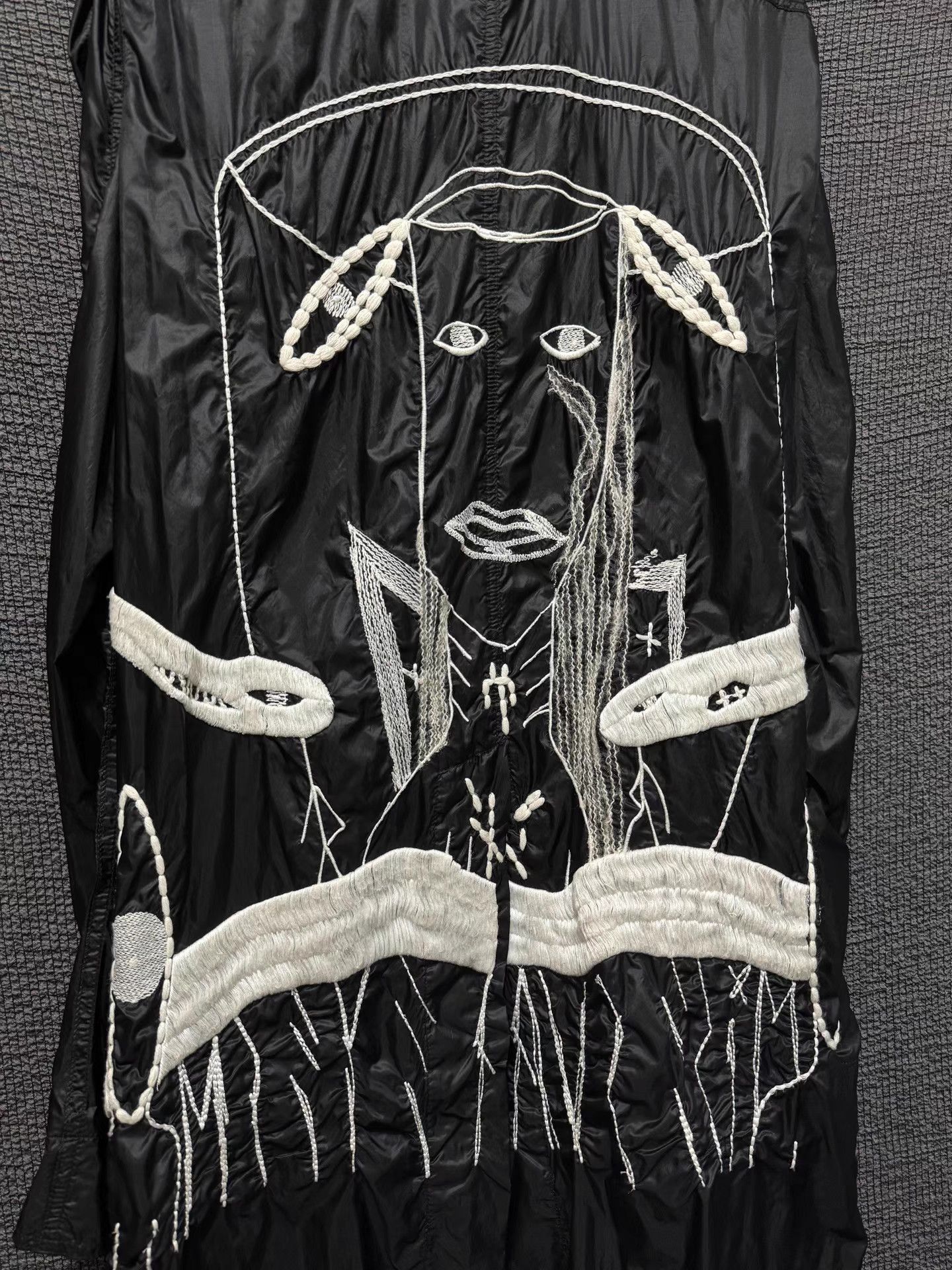 Rick Owens Rick Owens 15SS runway mainline embroidered trench coat Size US S / EU 44-46 / 1 - 4 Thumbnail