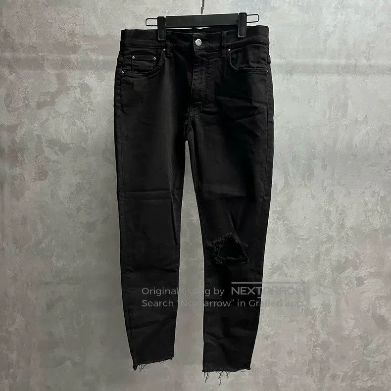 Amiri Amiri Black Solid Knee Destroyed Design Patch Denim Pants Size US 32 / EU 48 - 1 Thumbnail