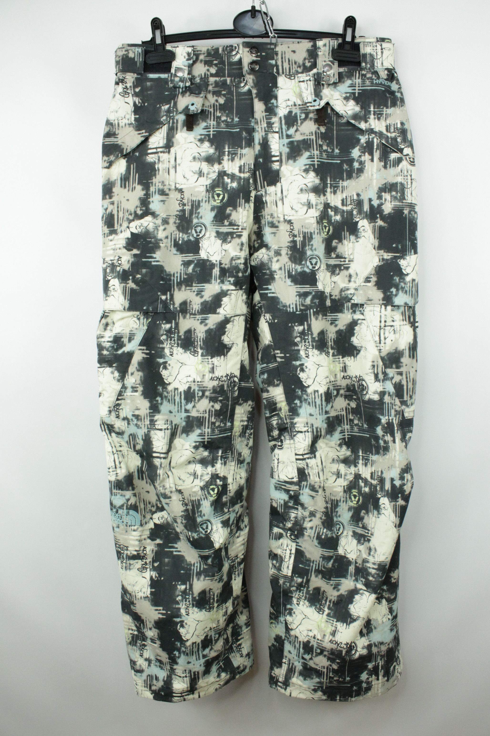 The North Face The North Face Cryptic Hyvent Camo Ski Cargo Pants Size US 32 / EU 48 - 1 Thumbnail