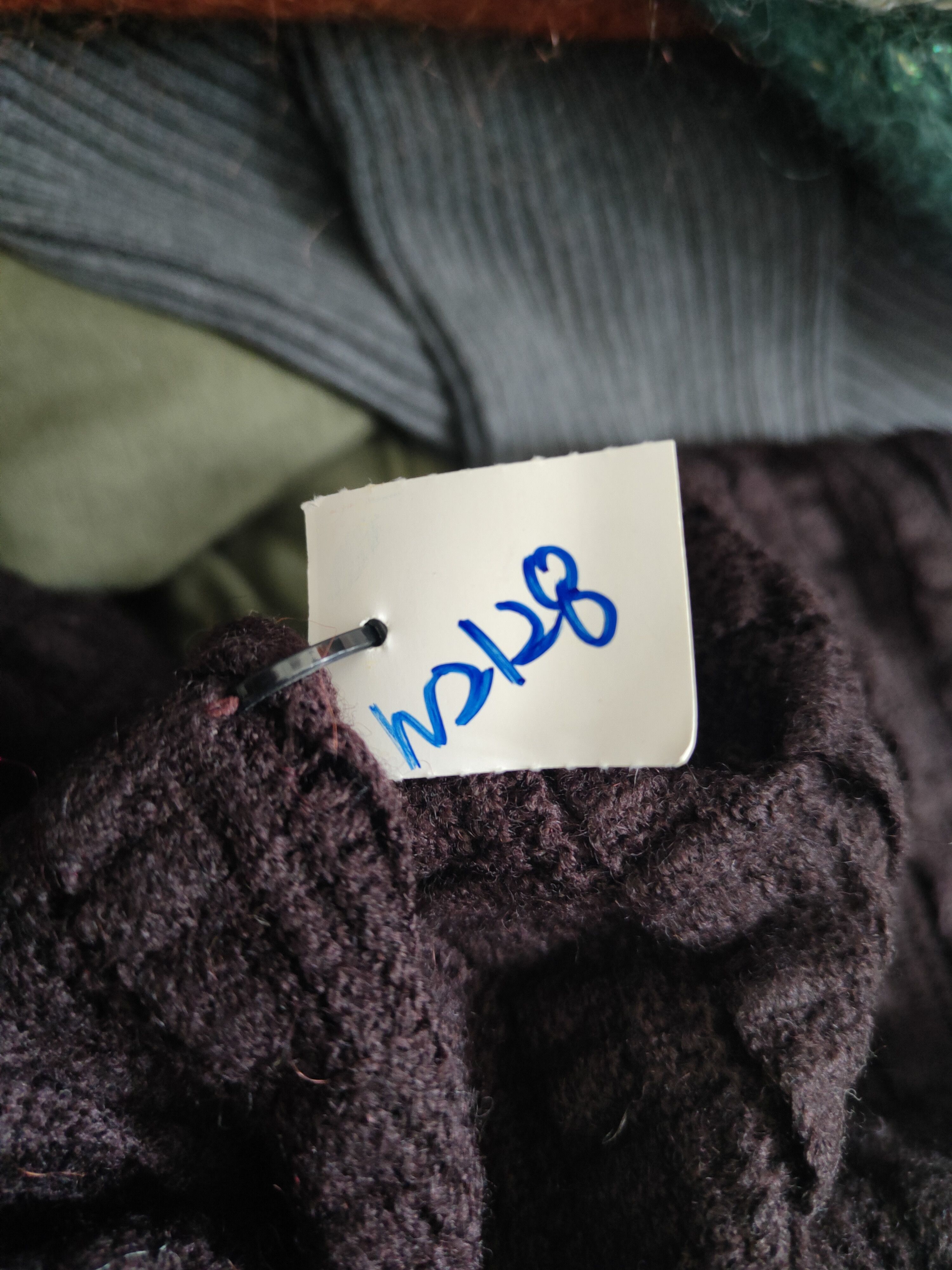 Vintage Japanese Brand Brown Hoodie Knitwear Long Cardigan #W2128 Size US L / EU 52-54 / 3 - 10 Thumbnail