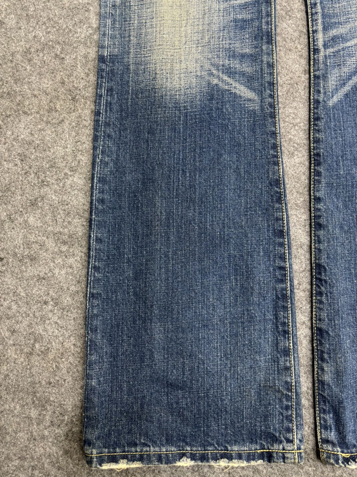 Levi's 💥Archival Flare💥Levis 517 Embroidery Denim F597 Size US 31 - 9 Thumbnail