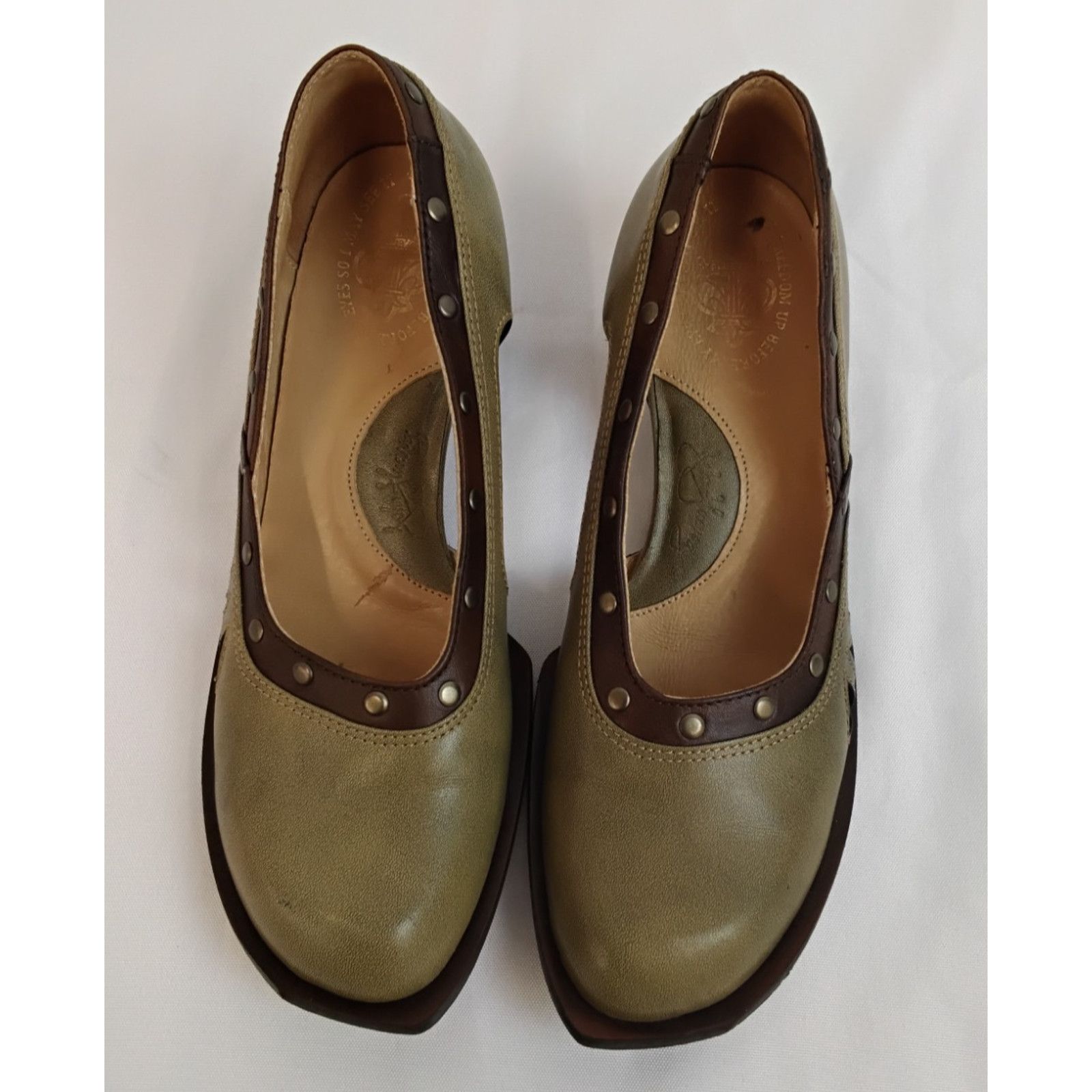 John Fluevog John Fluevog Shoes Women's US 6.5 Green Leather Brown Trim Size US 6.5 / IT 36.5 - 7 Thumbnail