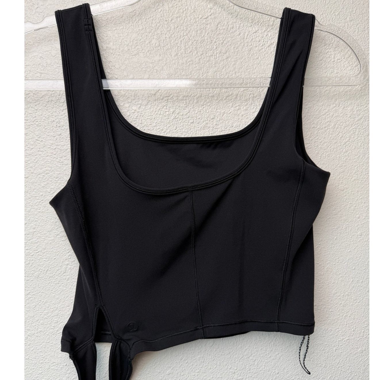 Lululemon Lululemon Get Centred Crop Tank Black Women Size 2 Side Tie Size XS / US 0-2 / IT 36-38 - 4 Thumbnail
