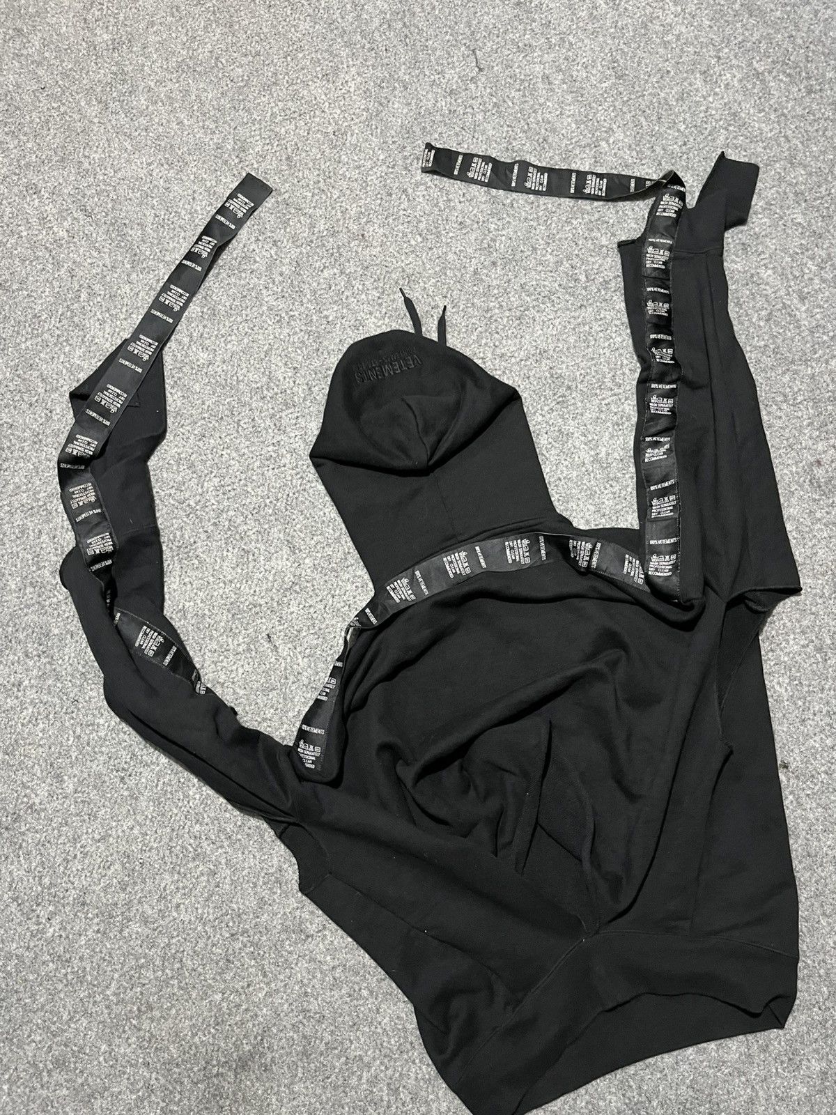 Vetements Vetements Tape Washing Lebel Hoodie Size US XXS / EU 40 - 15 Thumbnail